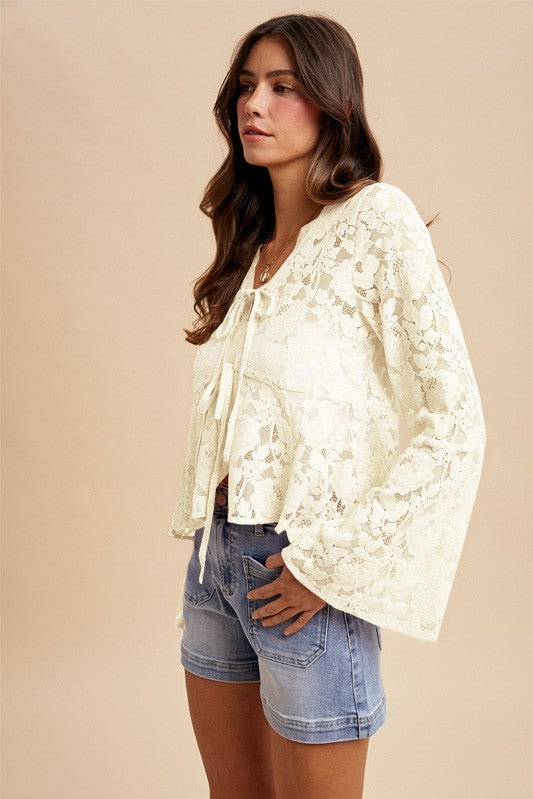Floral Lace Trumpet Sleeve Hi-lo Hem Blouse