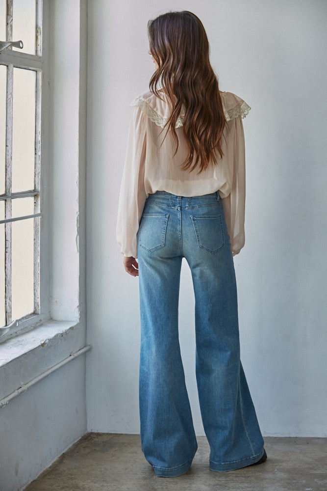 Meringue Ruffle Top