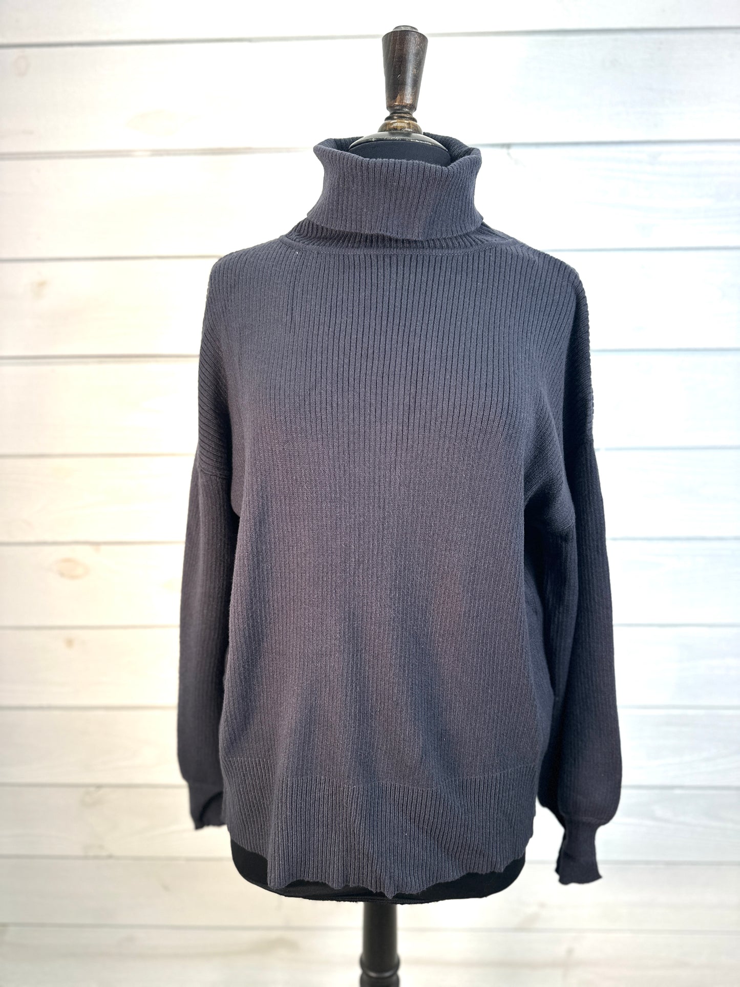 Mudpie Roxie turtleneck sweater- Navy