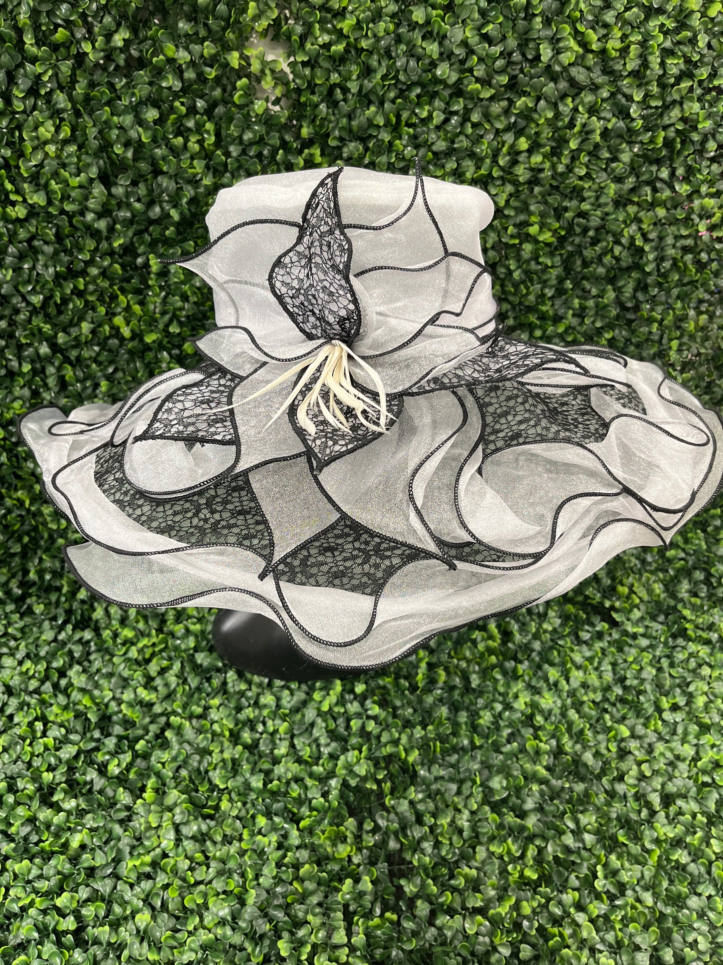 White Derby Hat With Black Lace & Flower Detail