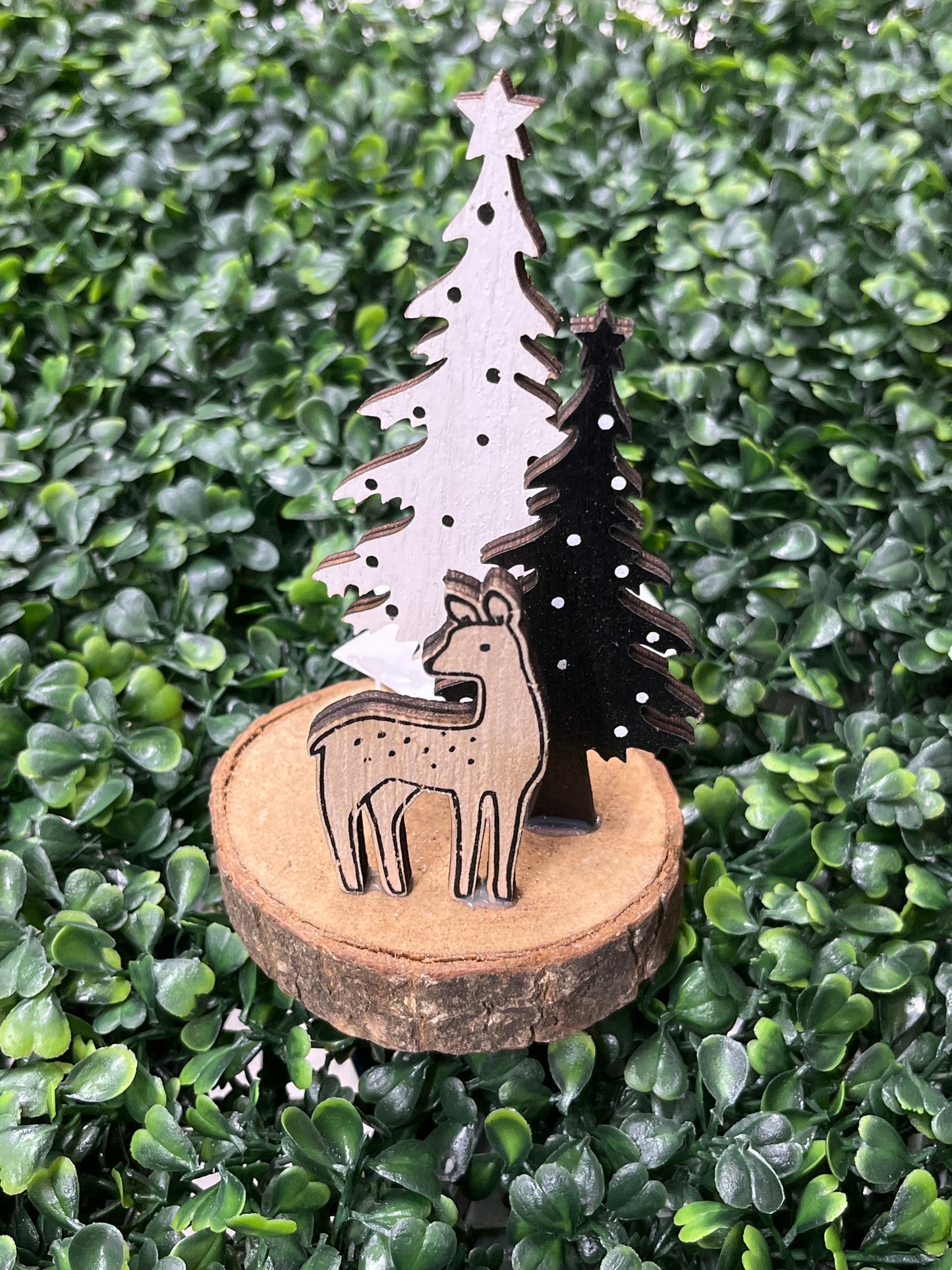 Wooden Laser Cut Deer/Trees on Wood Disc
