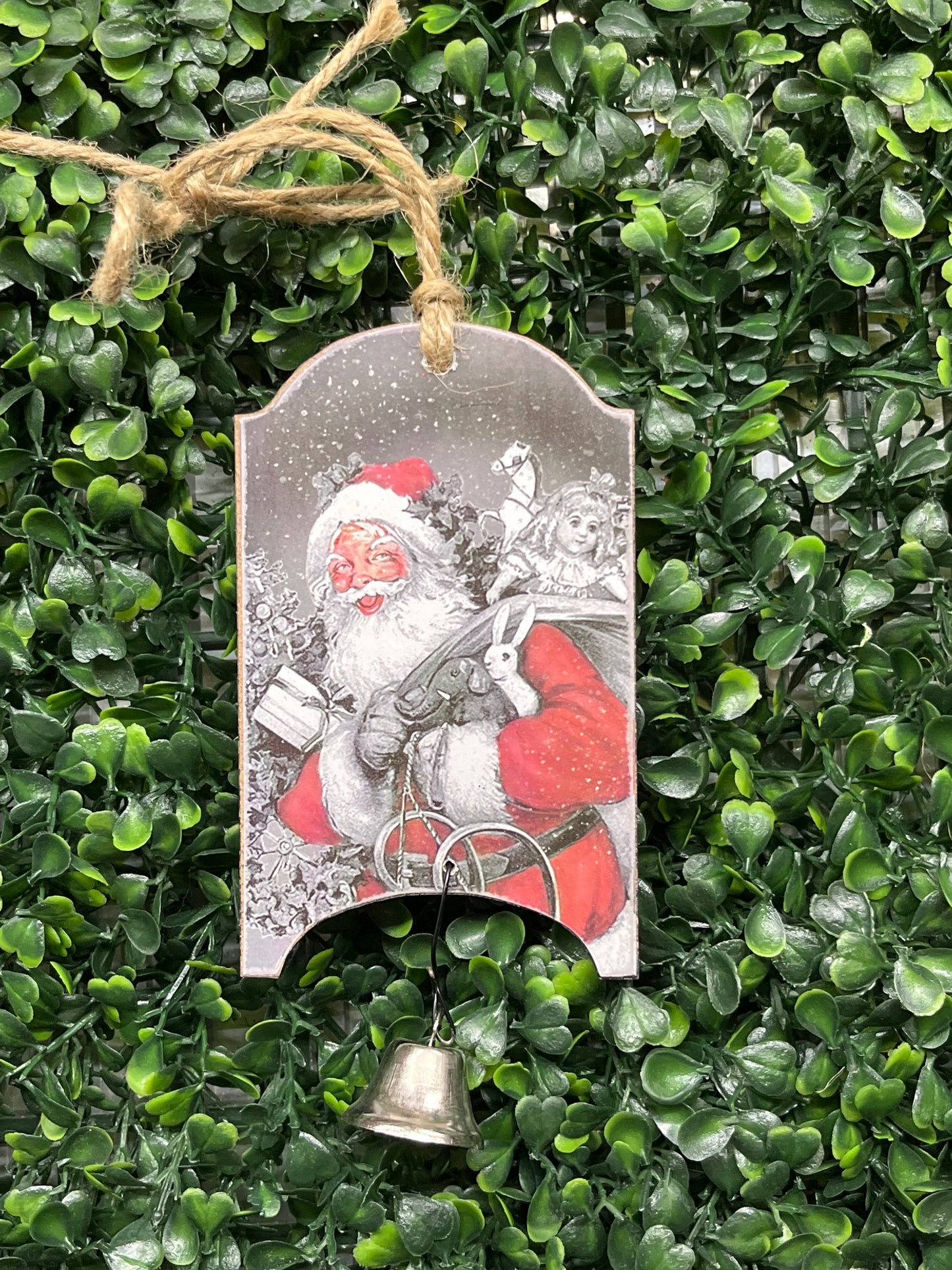 Small Sled With Bell 2 Assorted Styles