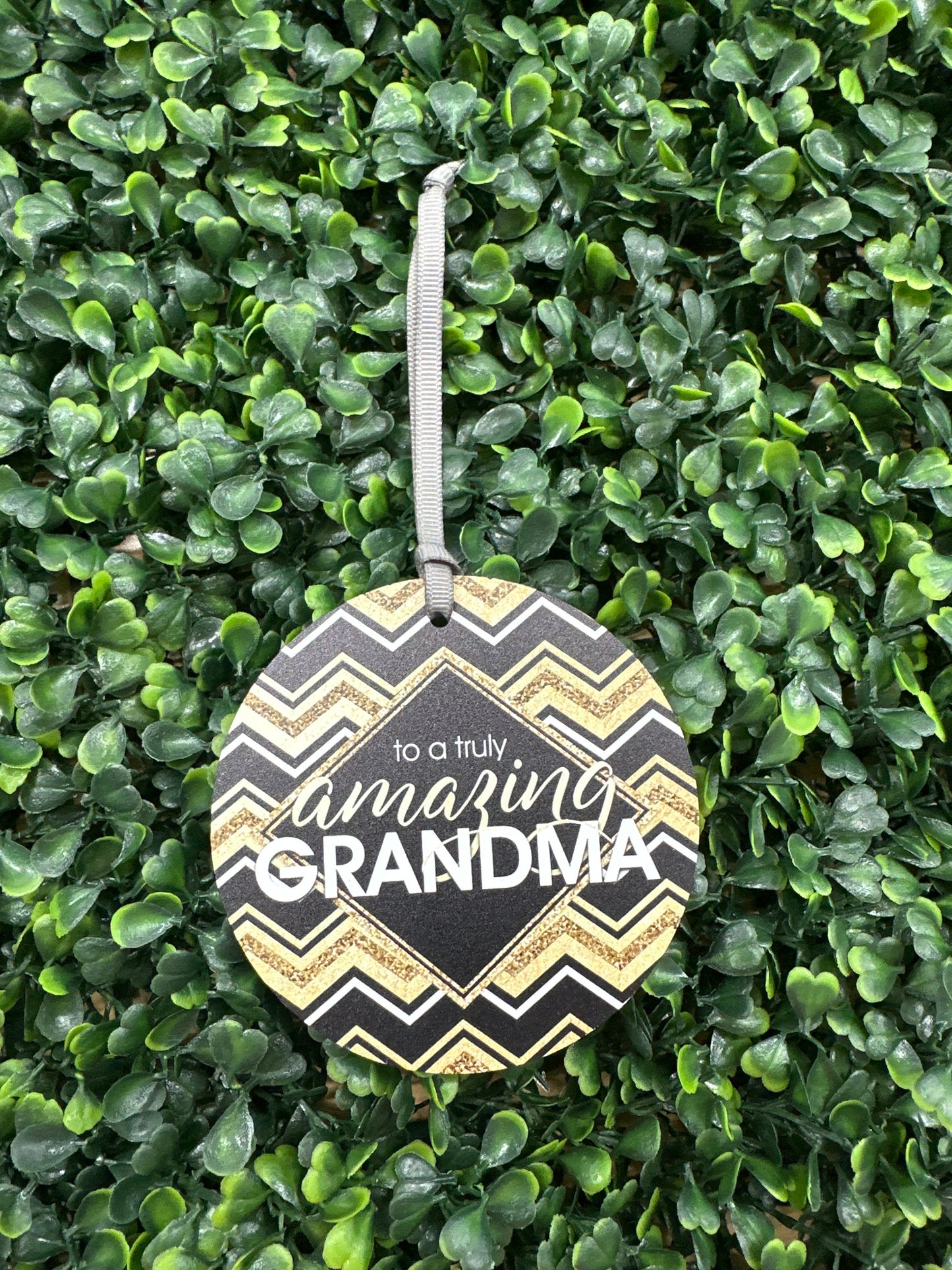 Family Round Gift Tag