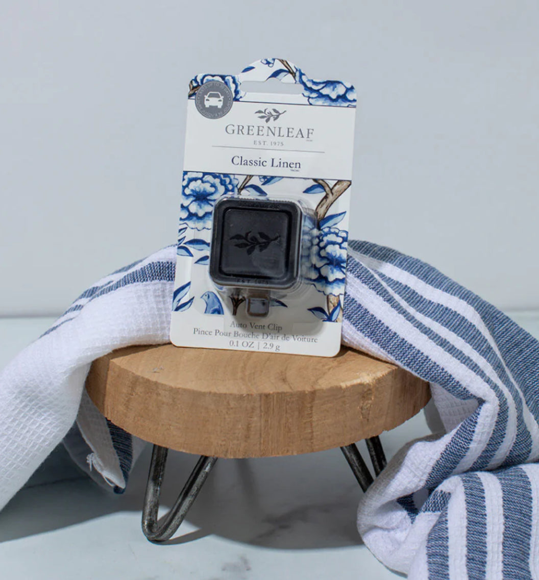 Green Leaf Auto Vent Clip