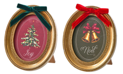 Gold Framed Oval Shaped Christmas Picture