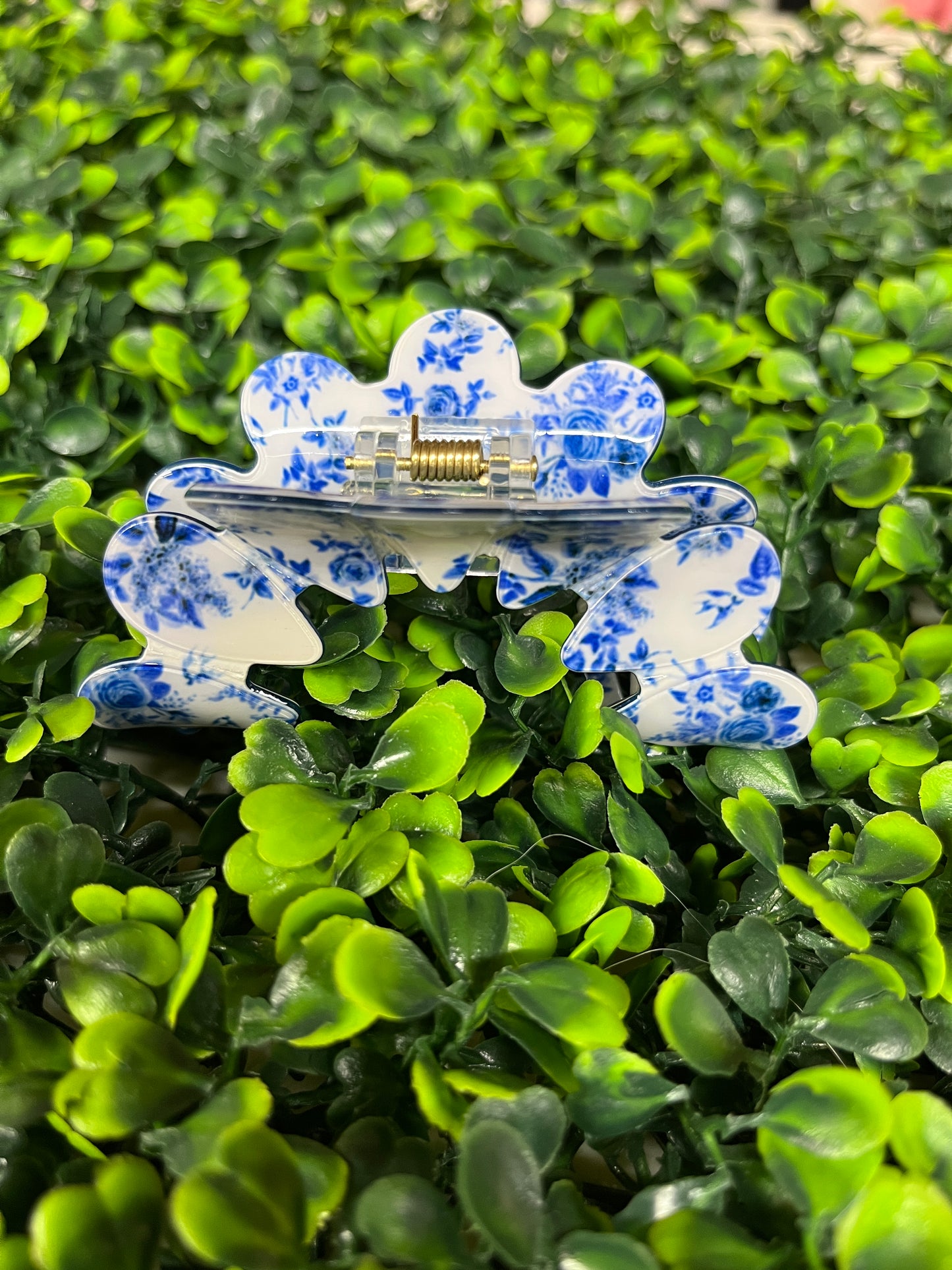 Blue Floral Scalloped Claw Hair Clip