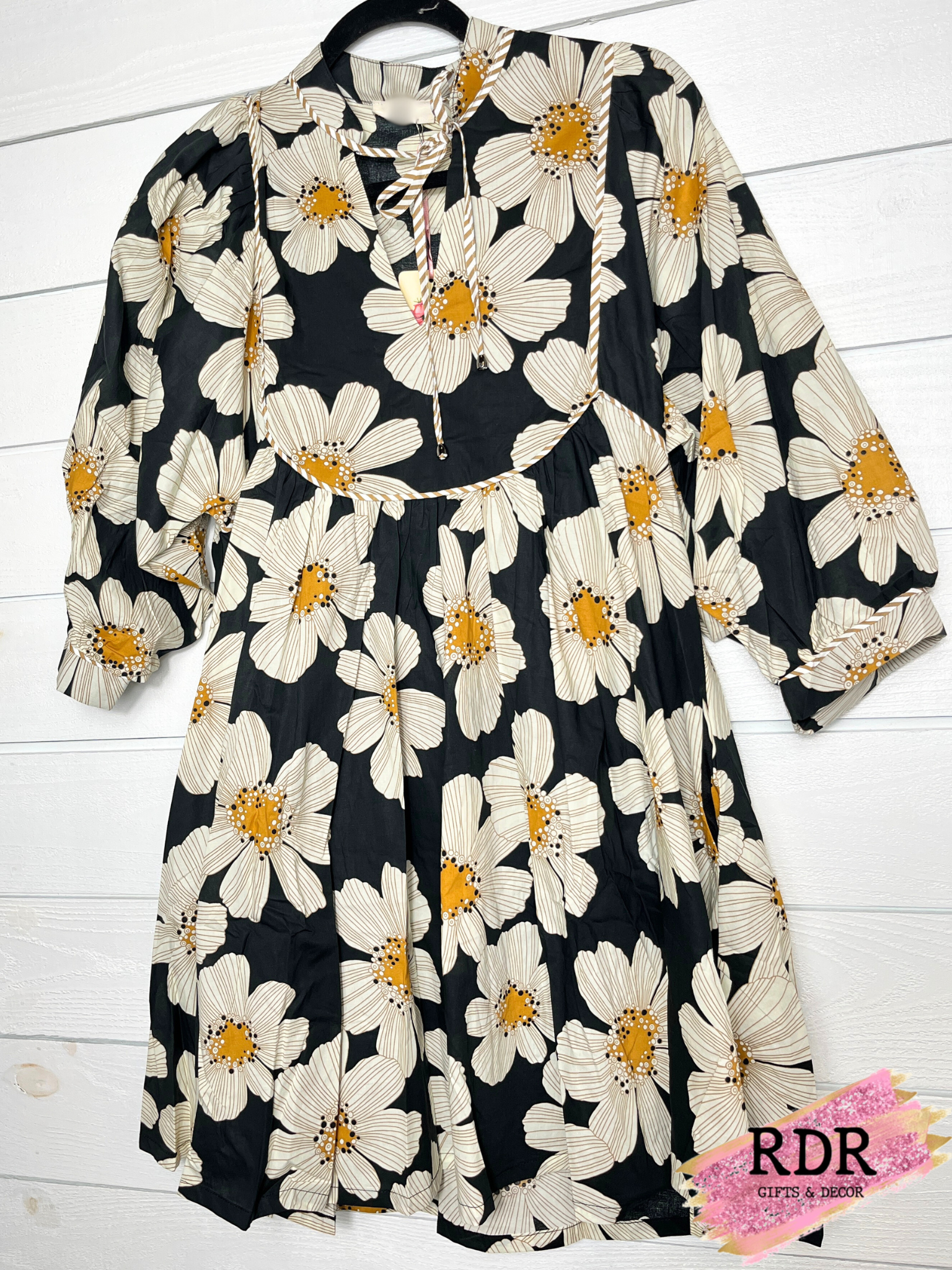 Black Long Sleeve Dress With Yellow & White Flowers Rachelle Danielle Rose Gifts & Decor Black Long Sleeve Dress With Yellow & White Flowers Rachelle Danielle Rose Gifts & Decor