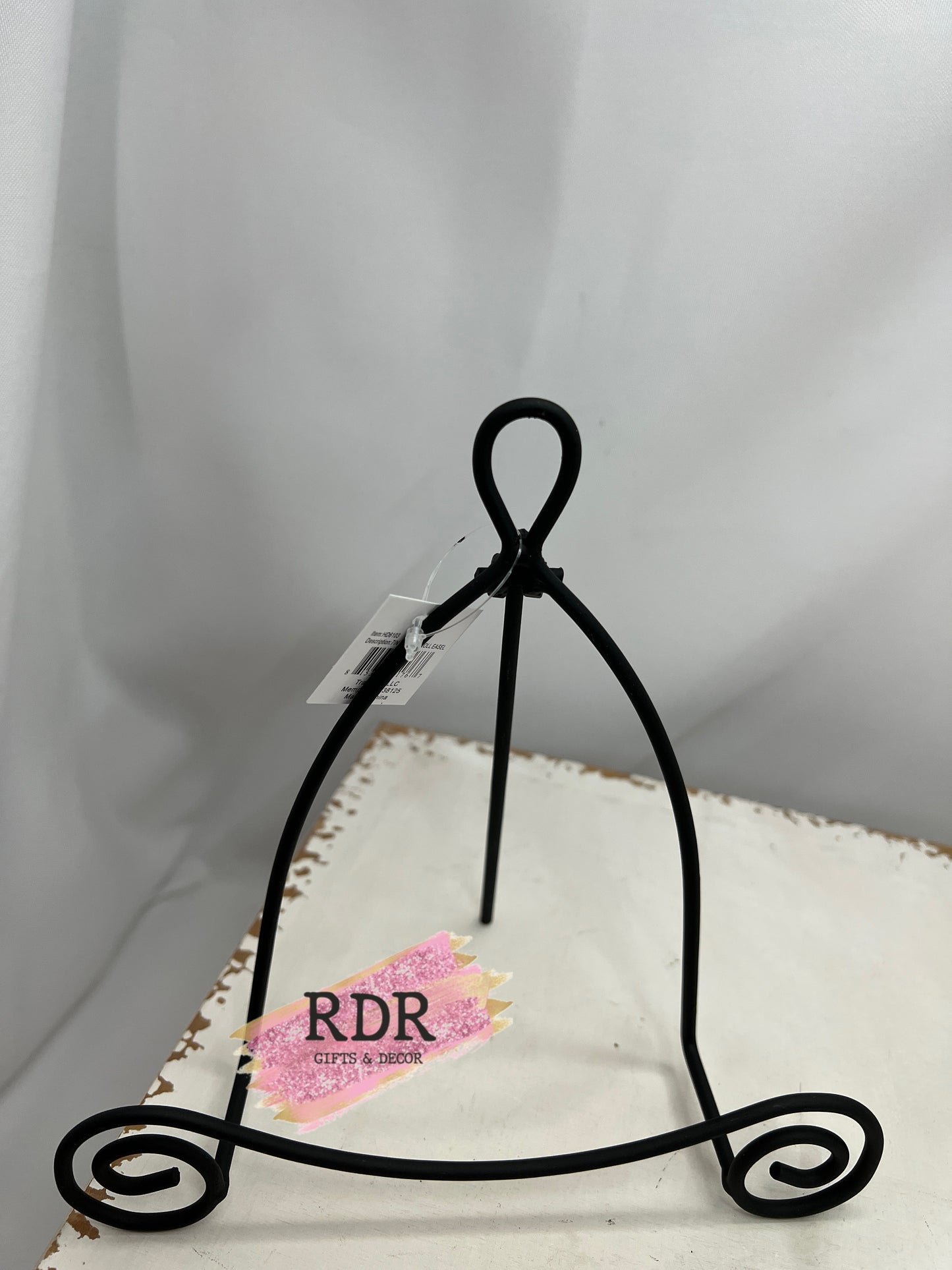 Metal Easel With Scroll Detail