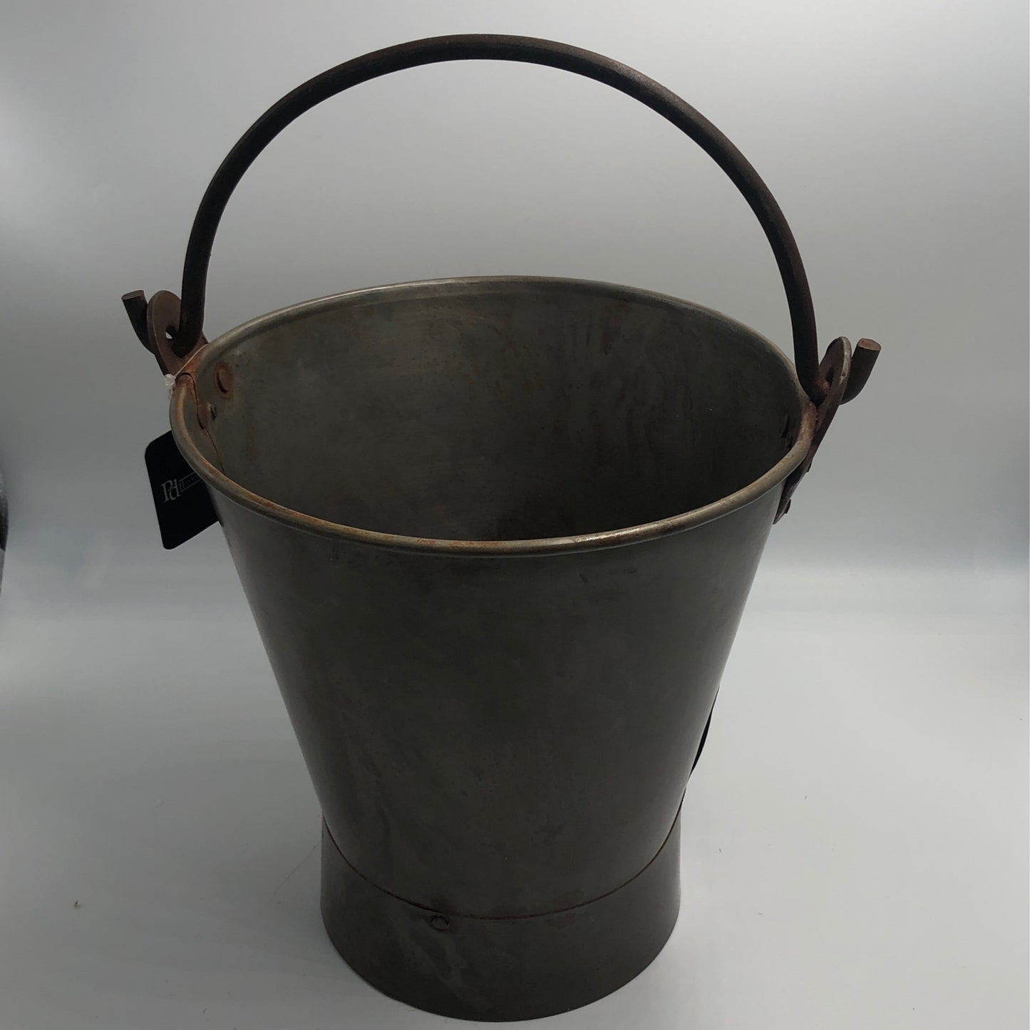 Round Metal Bucket
