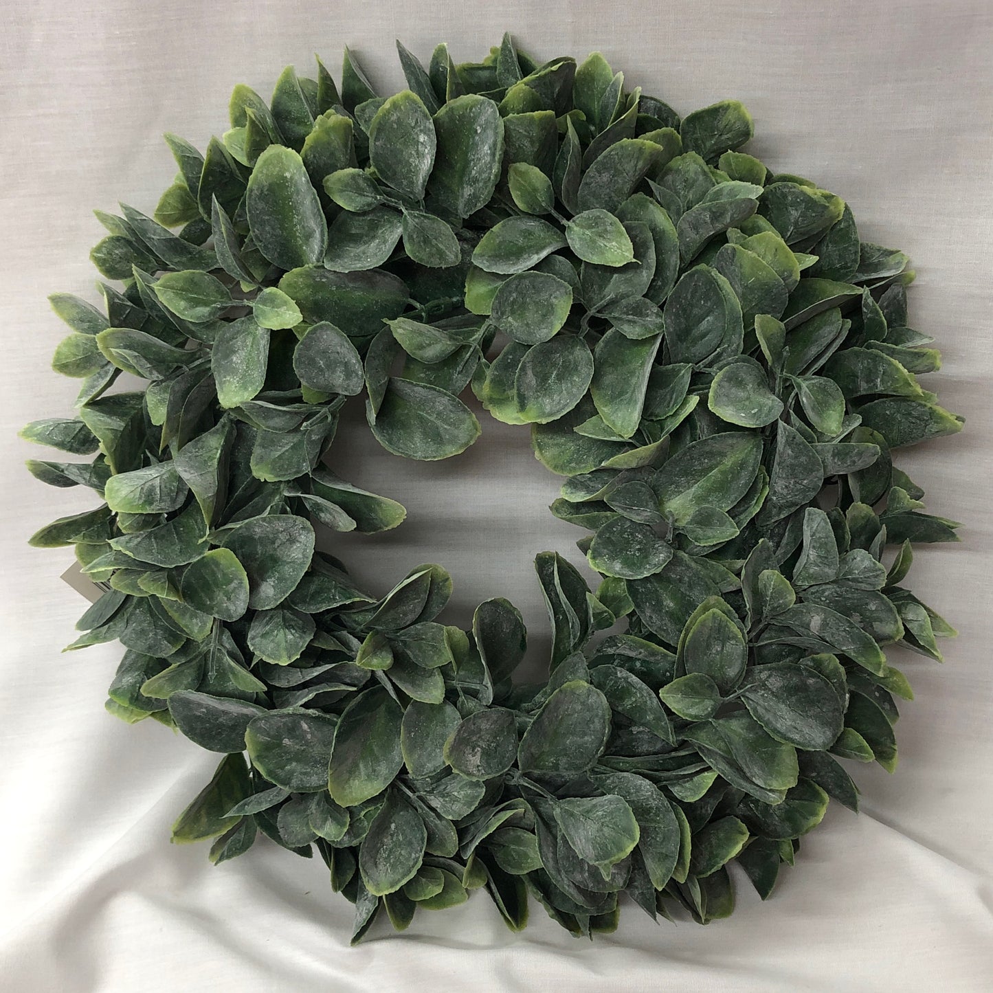 Small Plastic Leaf Wreath