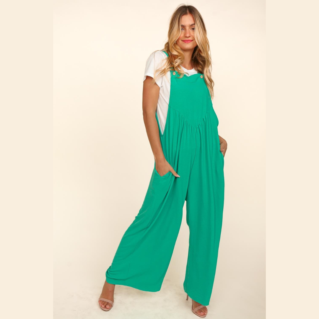 Emerald Green Wide Leg Bib Jumpsuit Overalls Rachelle Danielle Rose Gifts & Decor Emerald Green Wide Leg Bib Jumpsuit Overalls Rachelle Danielle Rose Gifts & Decor