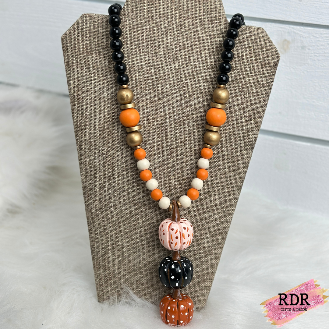 Simply Southern Wooden Bead Necklace With Pumpkins