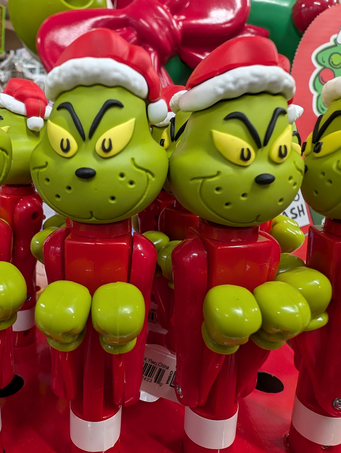 Grinch Boxing Pen