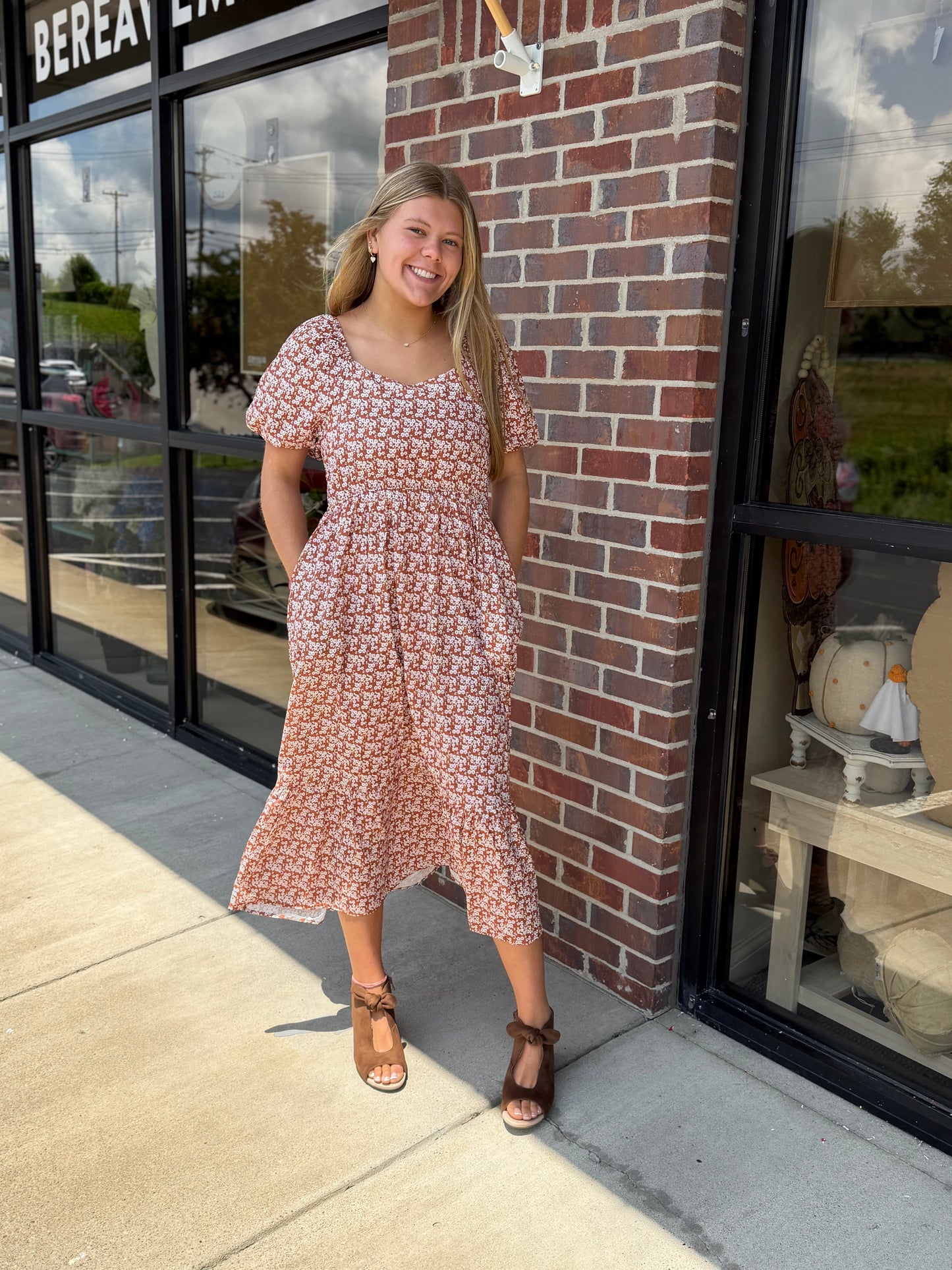 Grace & Emma Puff Sleeve Midi Dress in Rust Floral
