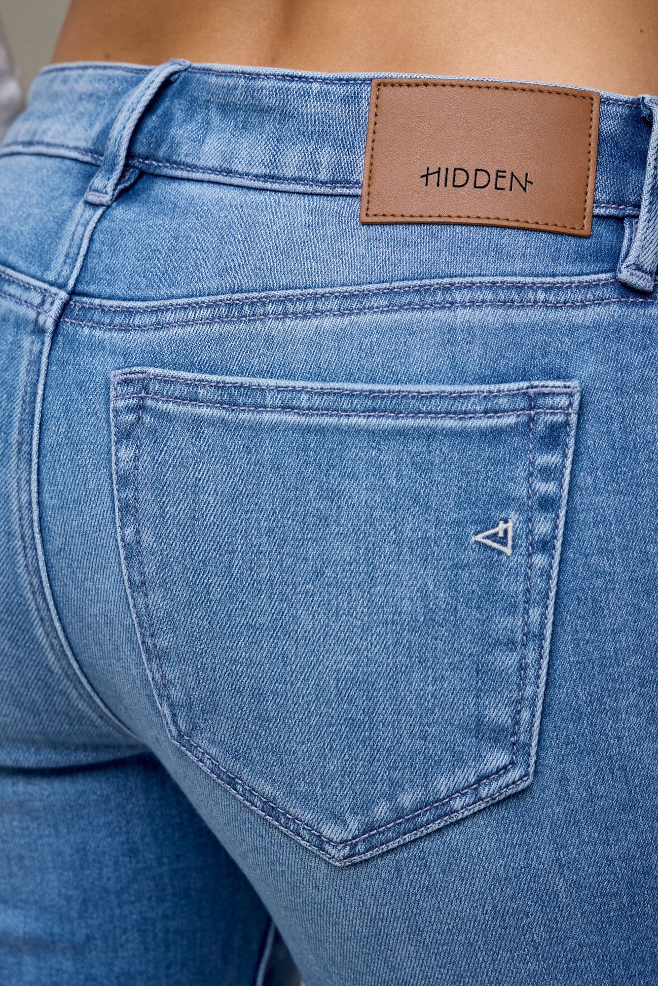 Hidden Jeans Happi Medium Wash Low Rise Flare