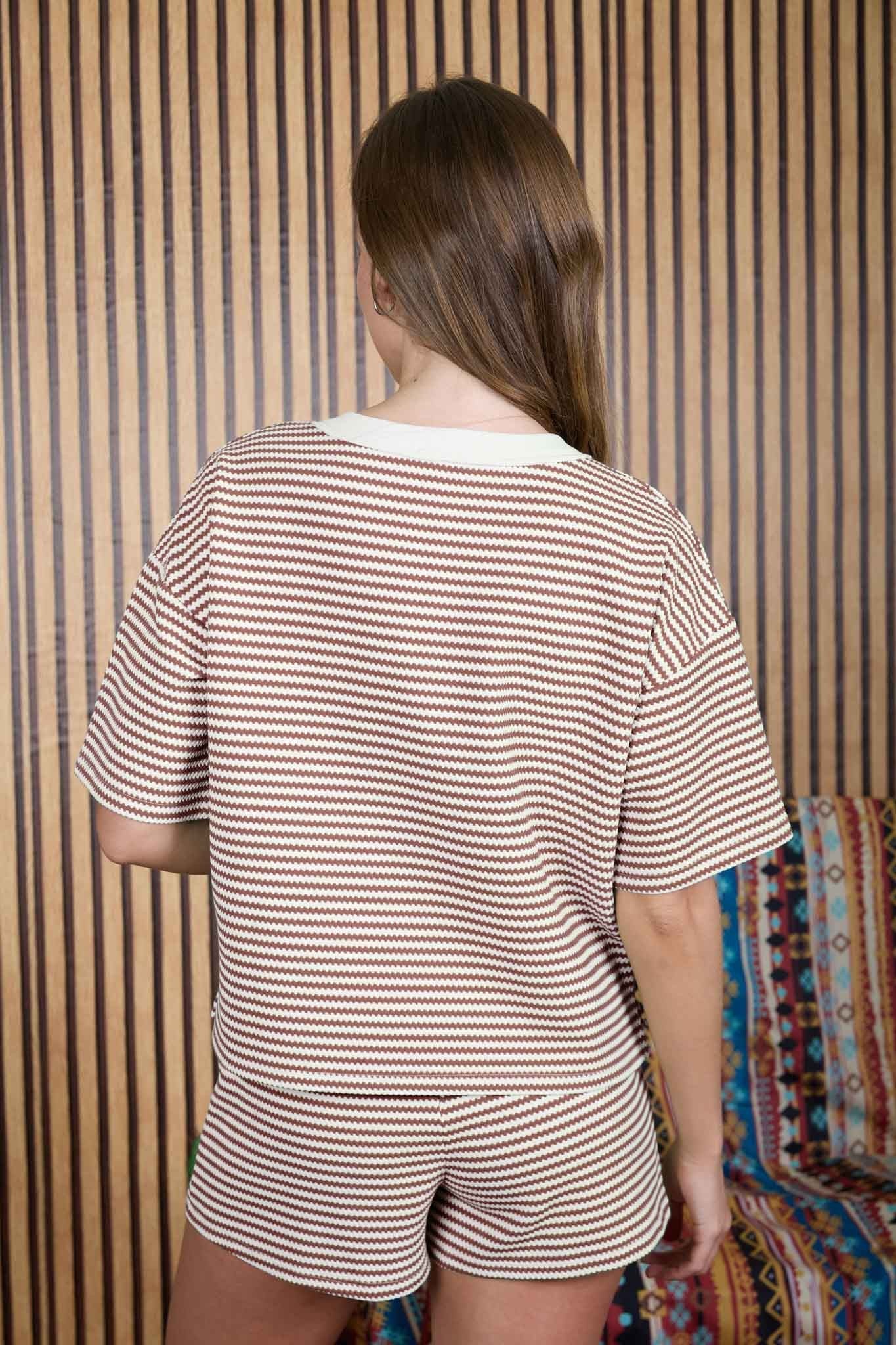 Rust & White Zig Zag Stripe Pattern Knit Top & Shorts