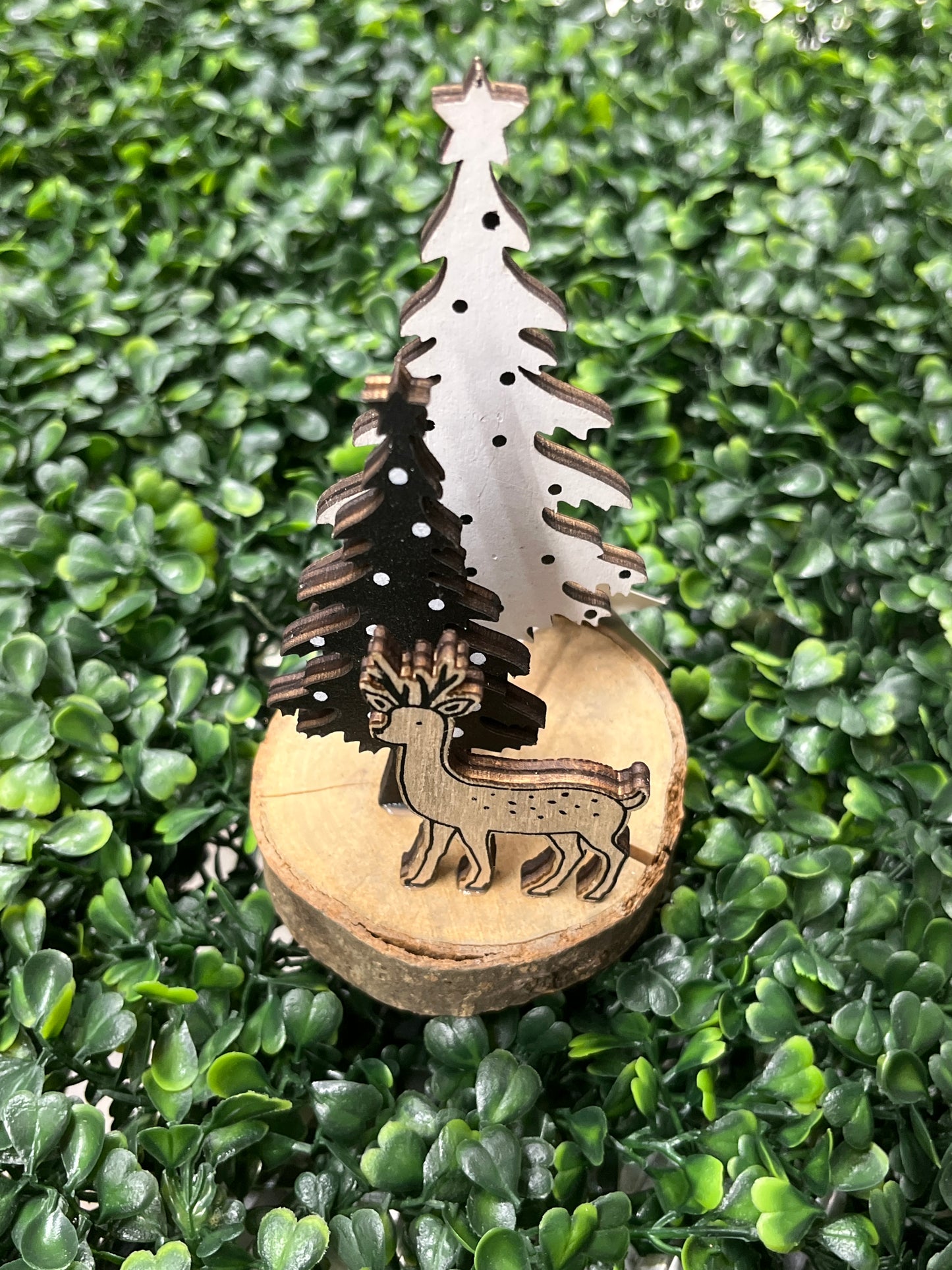 Wooden Laser Cut Deer/Trees on Wood Disc