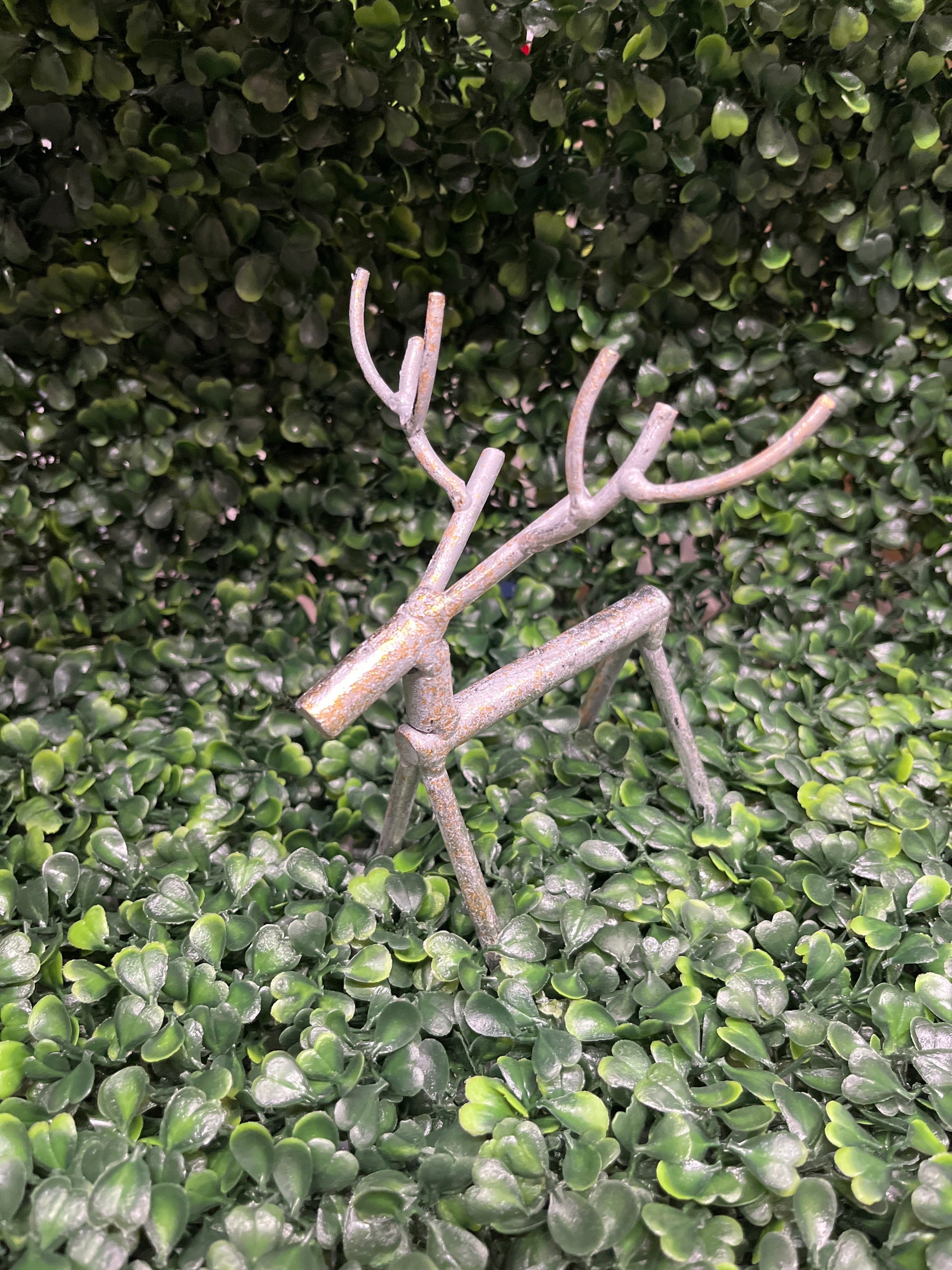 Small Metal Stick Deer