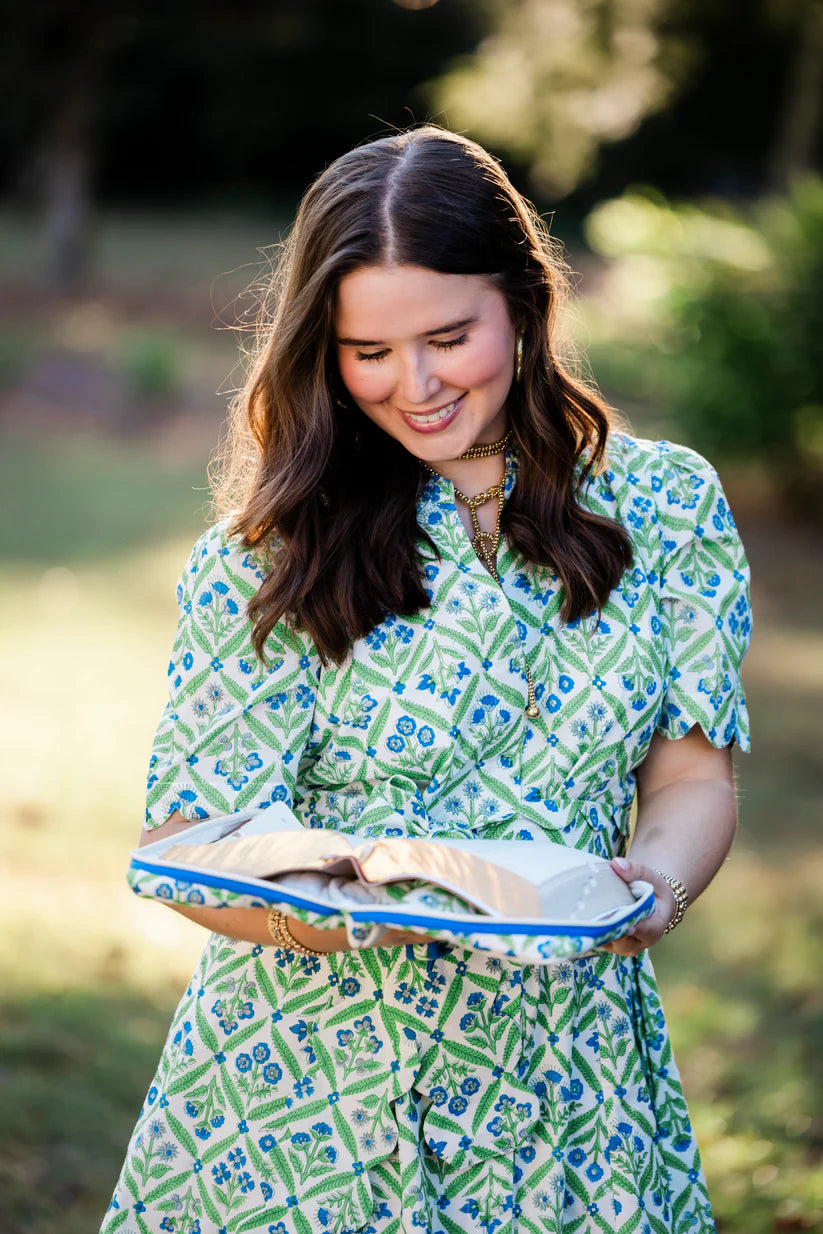 Quilted Scalloped Bible Cover- Jardin Bleu