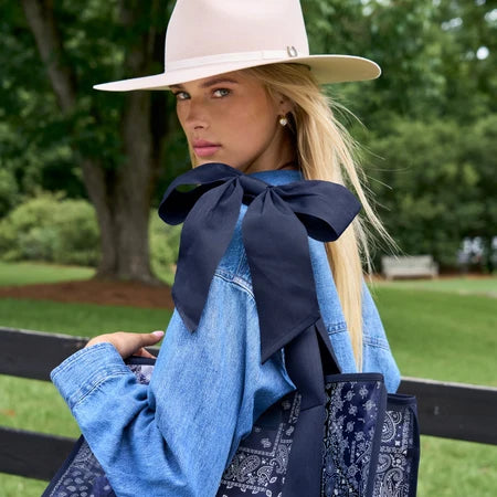 Case Mate Jelly Tote Bag- Navy Bandana Bow