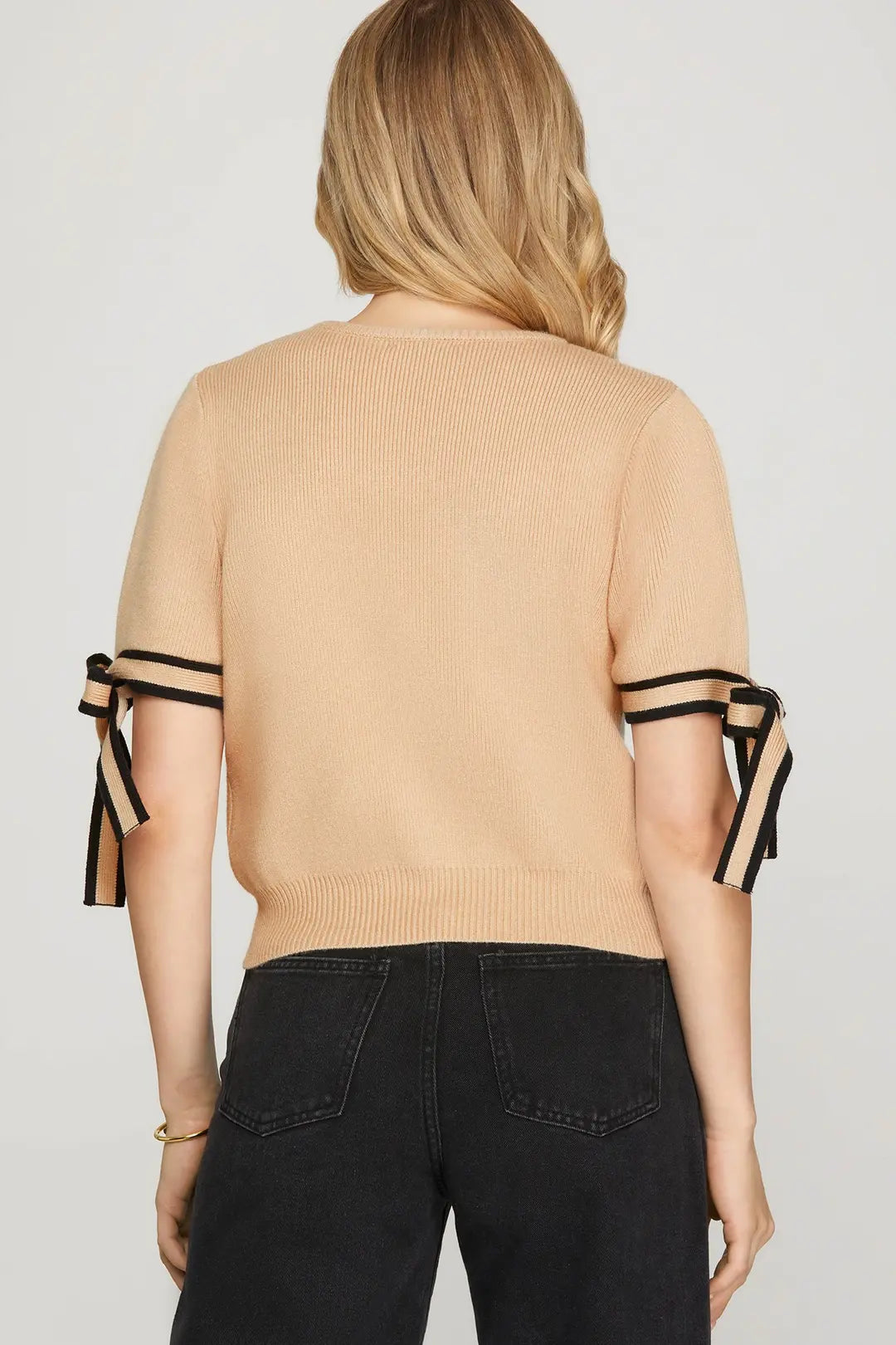 Short Sleeve Sweater With Bows On Sleeves