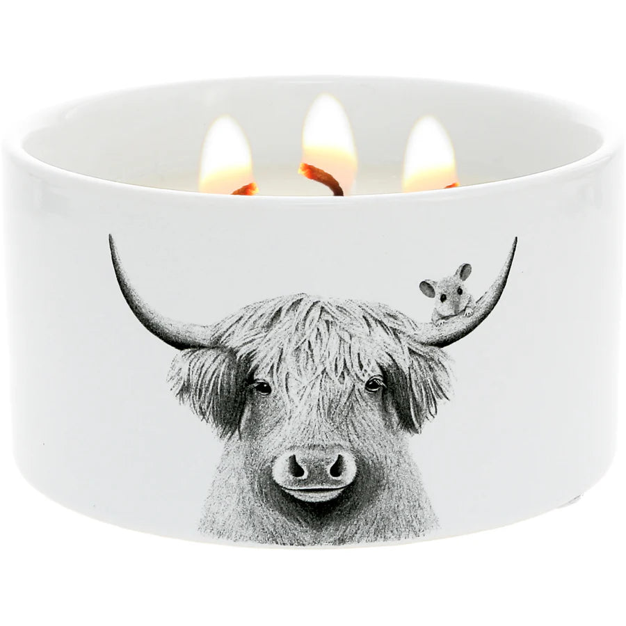 Highland Cow 10 oz Wax Reveal Candle