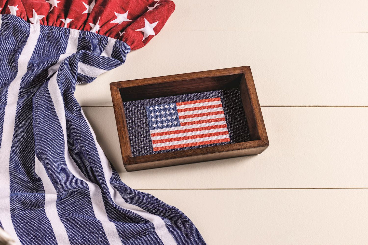 Mud Pie Needlpoint Tray