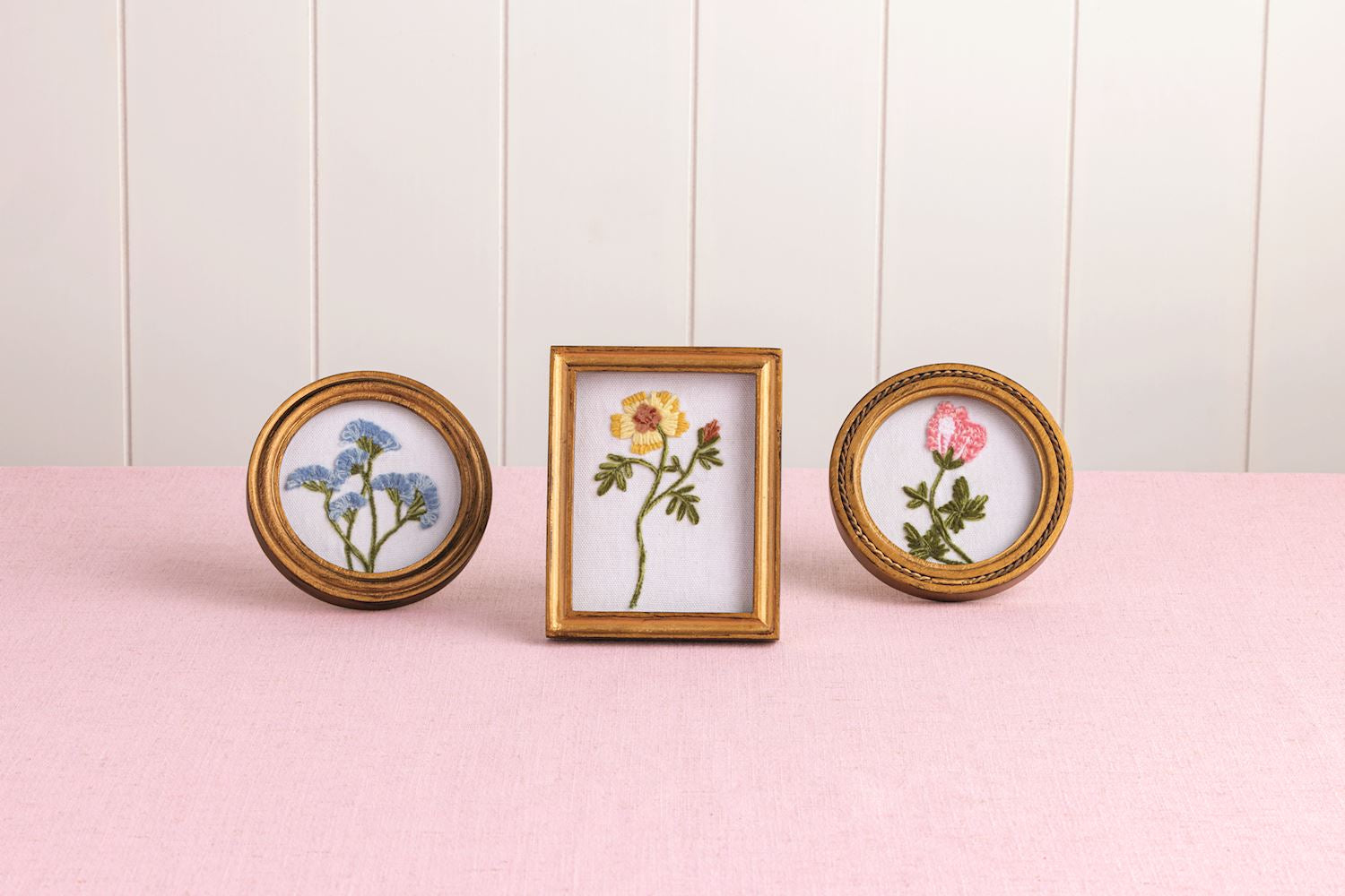 Mud Pie Framed Floral Embroidery Decor