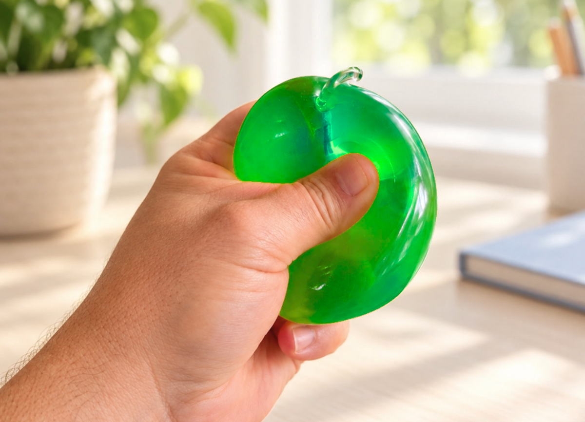 Feelzies Slowflow™ Squishy Apples- Green Grany Smith Apple