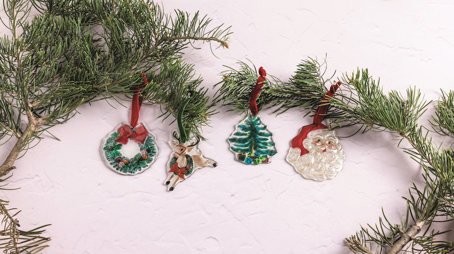 Mud Pie Classic Xmas Glass Ornament