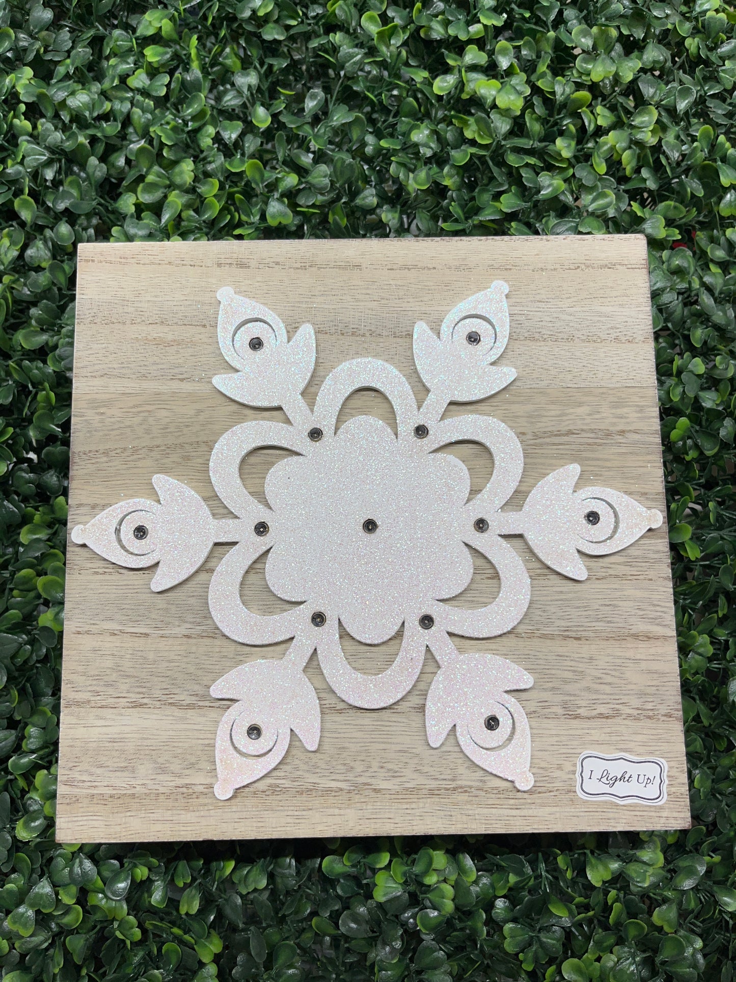 Light Up White Box Snowflake