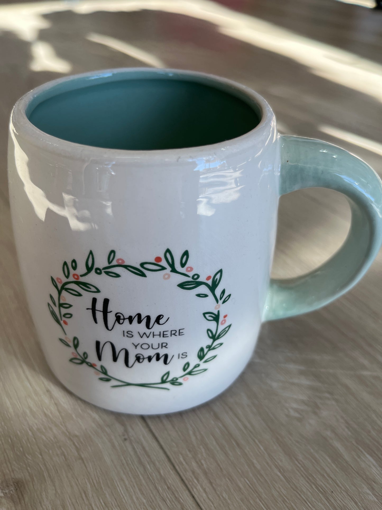 Mom Wreath Mug