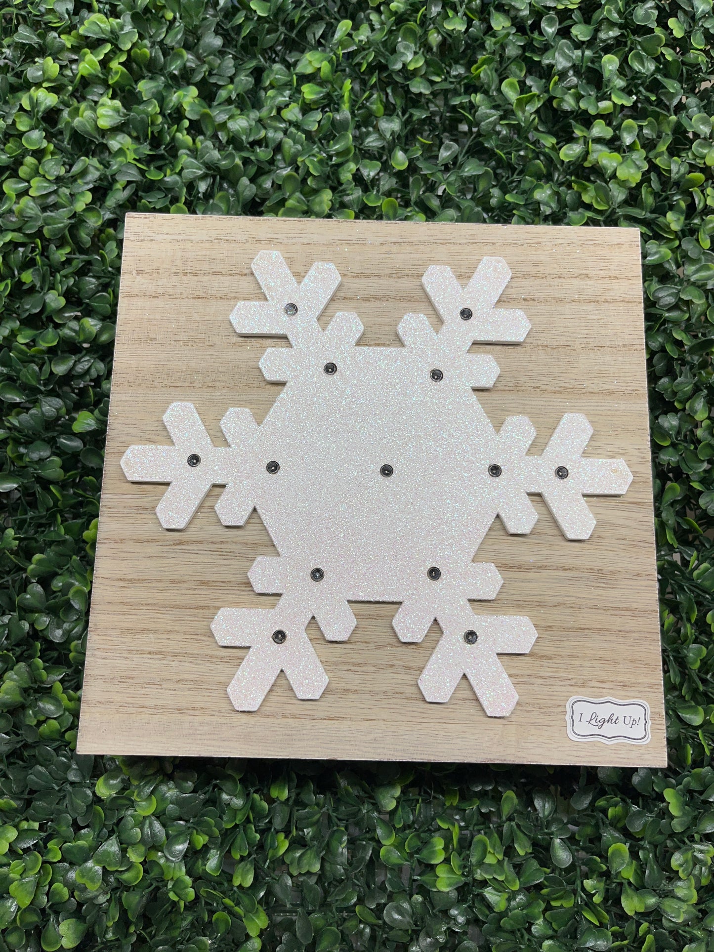Light Up White Box Snowflake