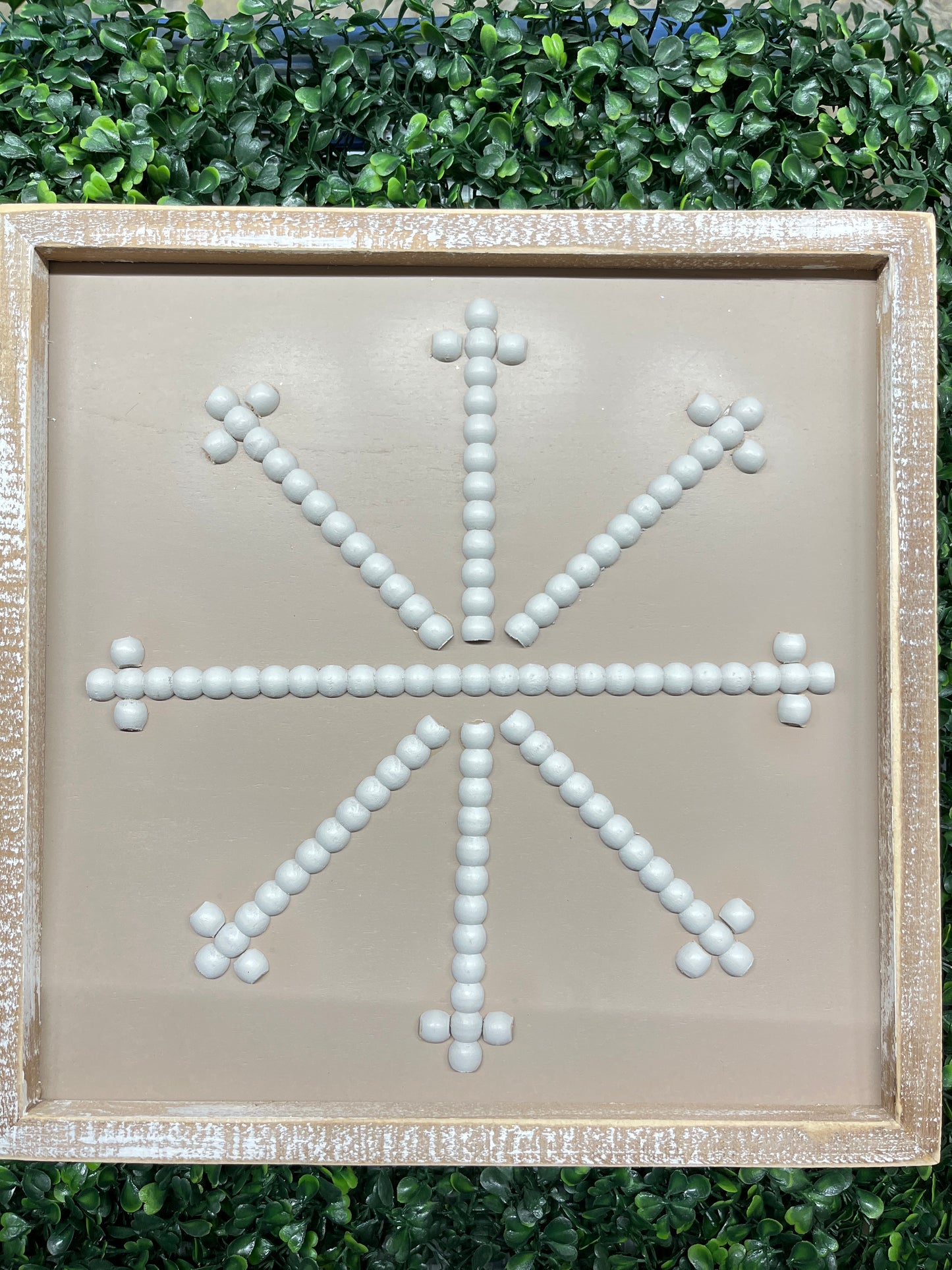 Snowflake Bead Inset Box Sign