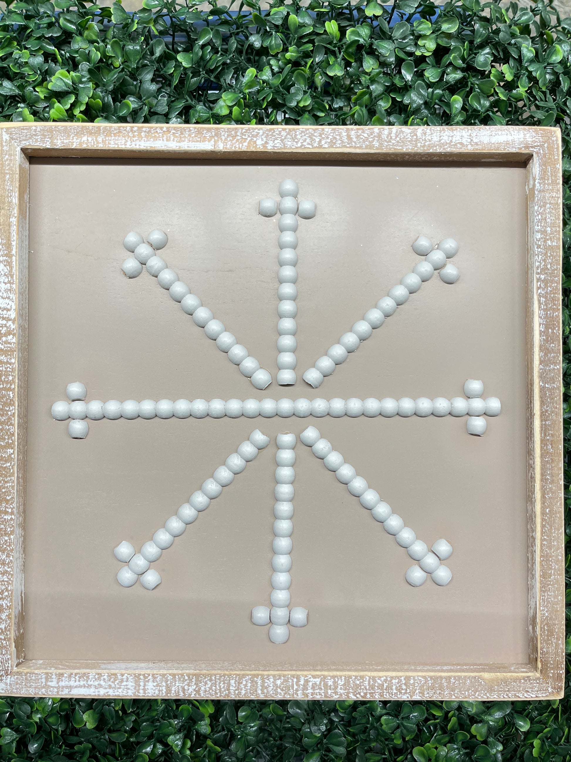 Snowflake Bead Inset Box Sign