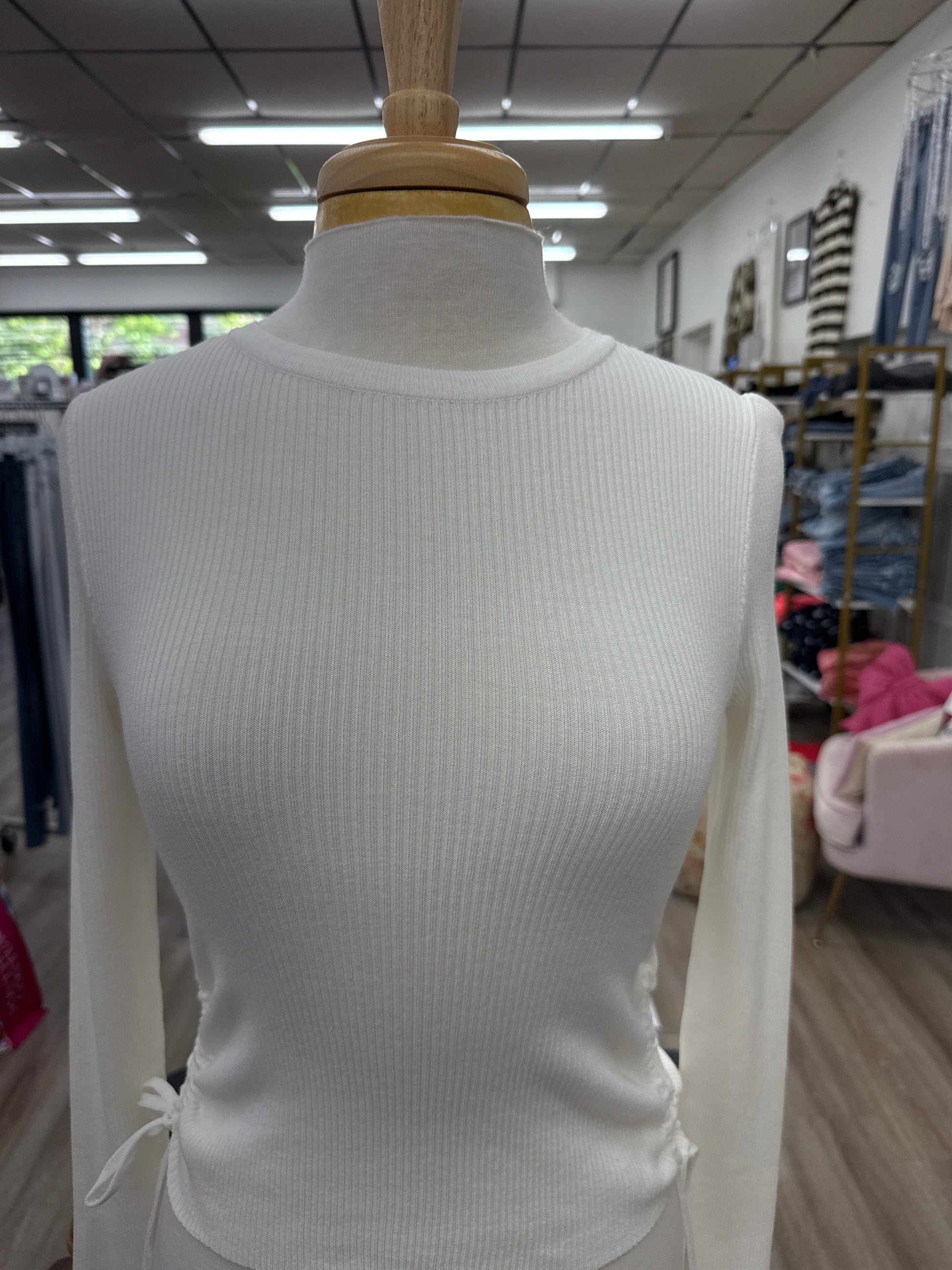 Ivory Ribber Sweater