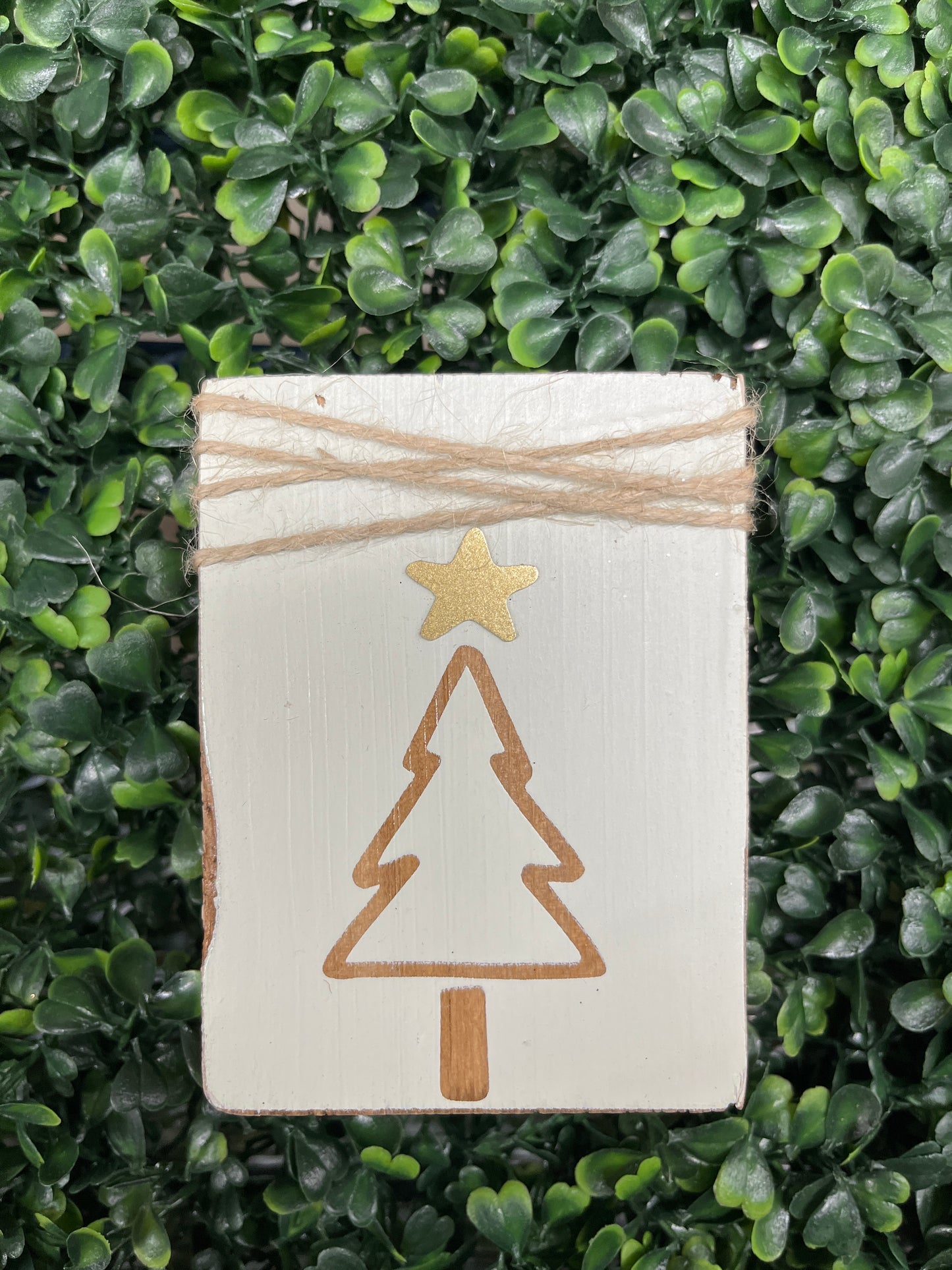Small Wood Block Tree Gold Star Jute