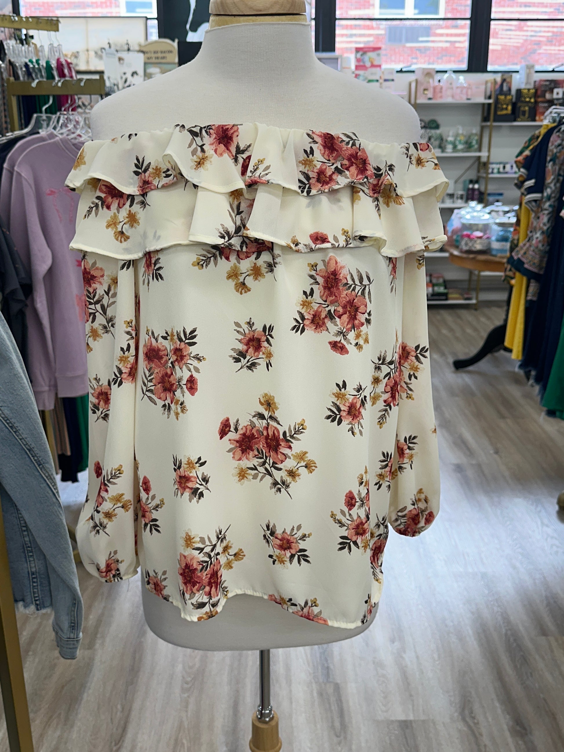 Ivory Floral Off Shoulder LS
