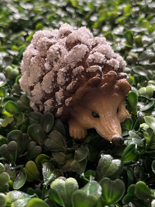 Resin Snow Hedgehog