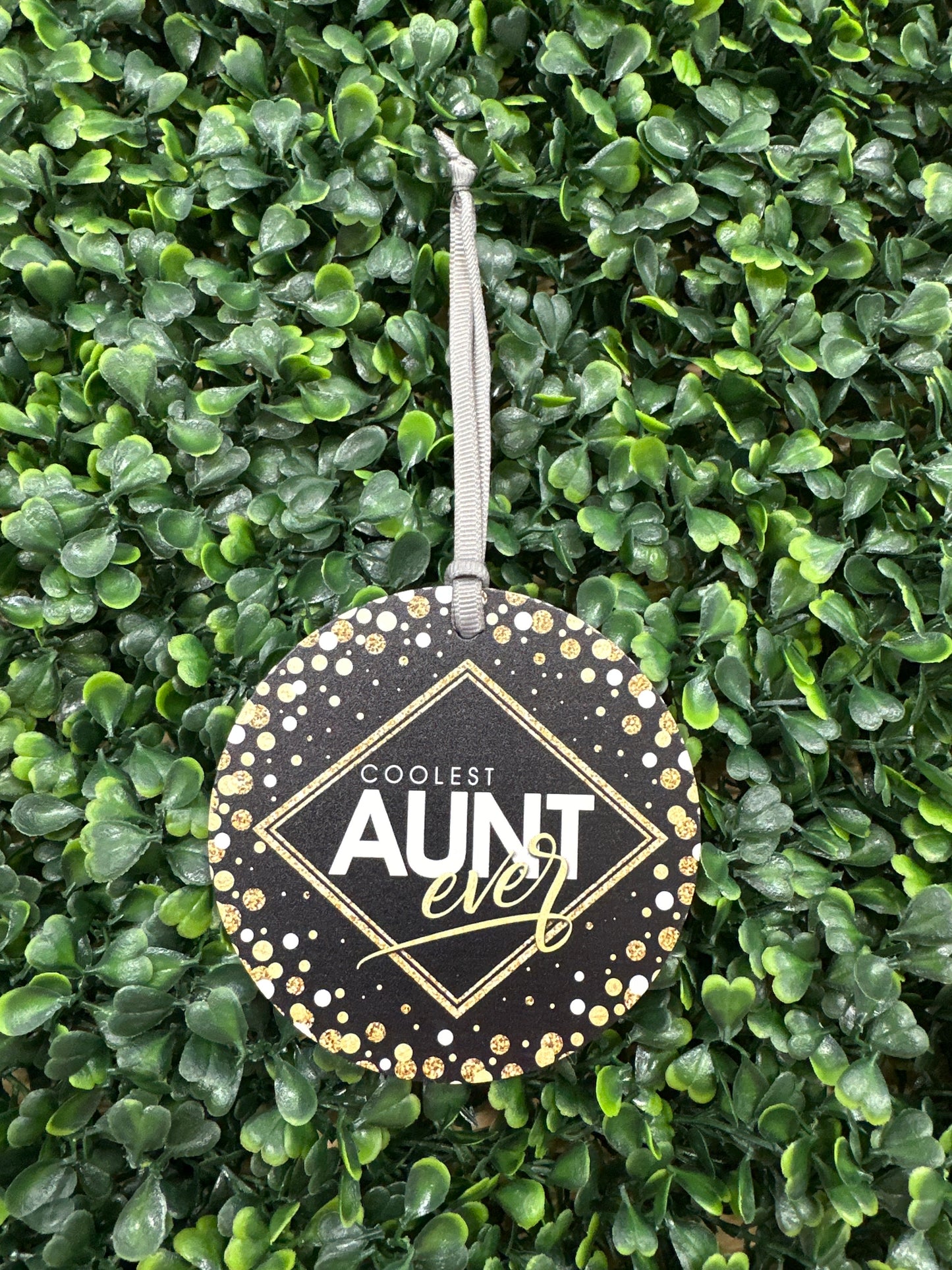 Family Round Gift Tag