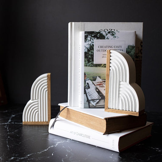 Wooden Wren Arched Bookends