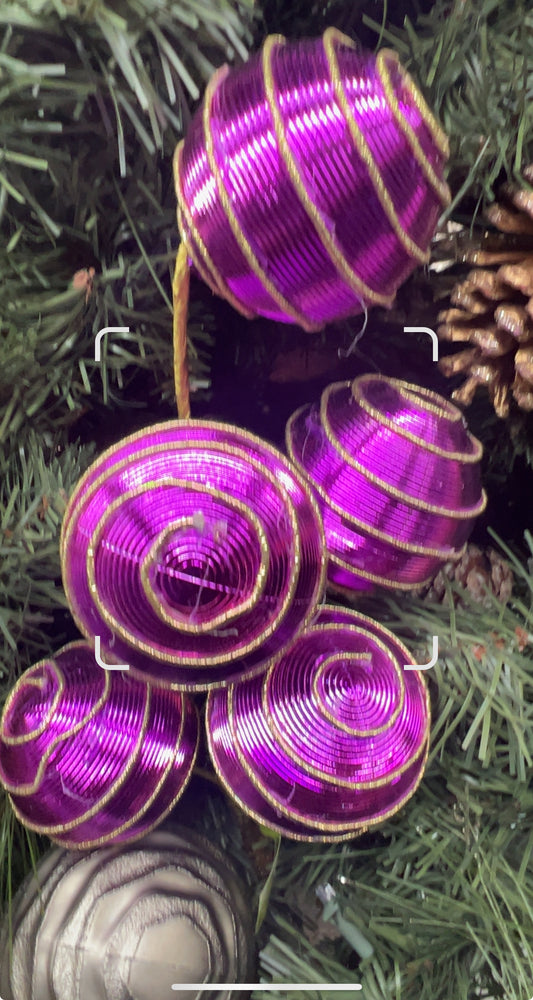 Purple Swirl Ball Pick