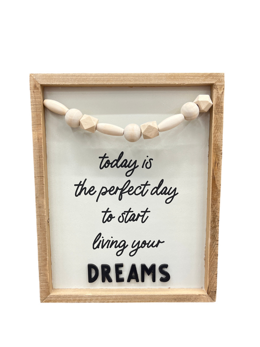 Perfect Day/Living Dreams Inset Box Sign