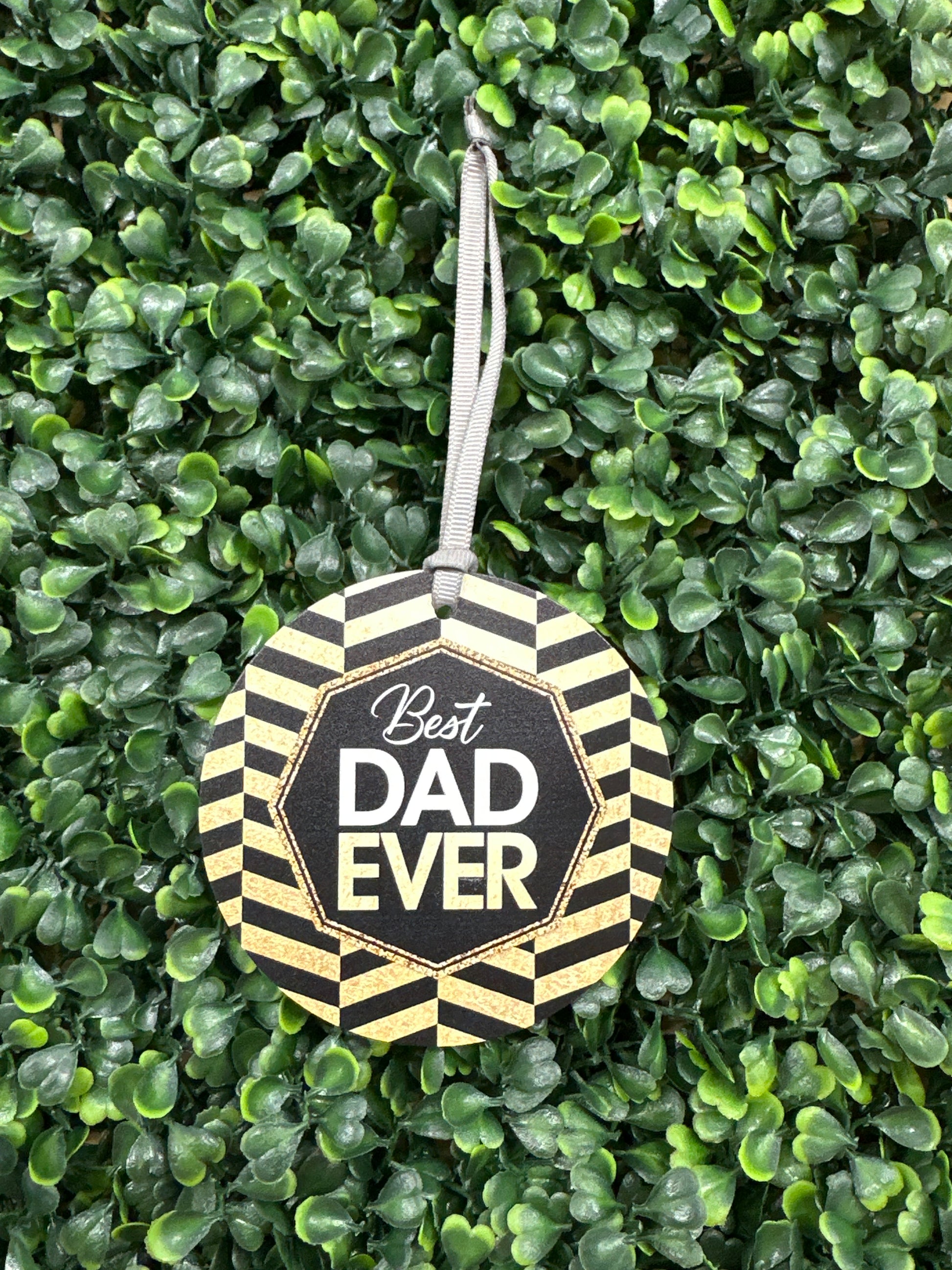 Family Round Gift Tag
