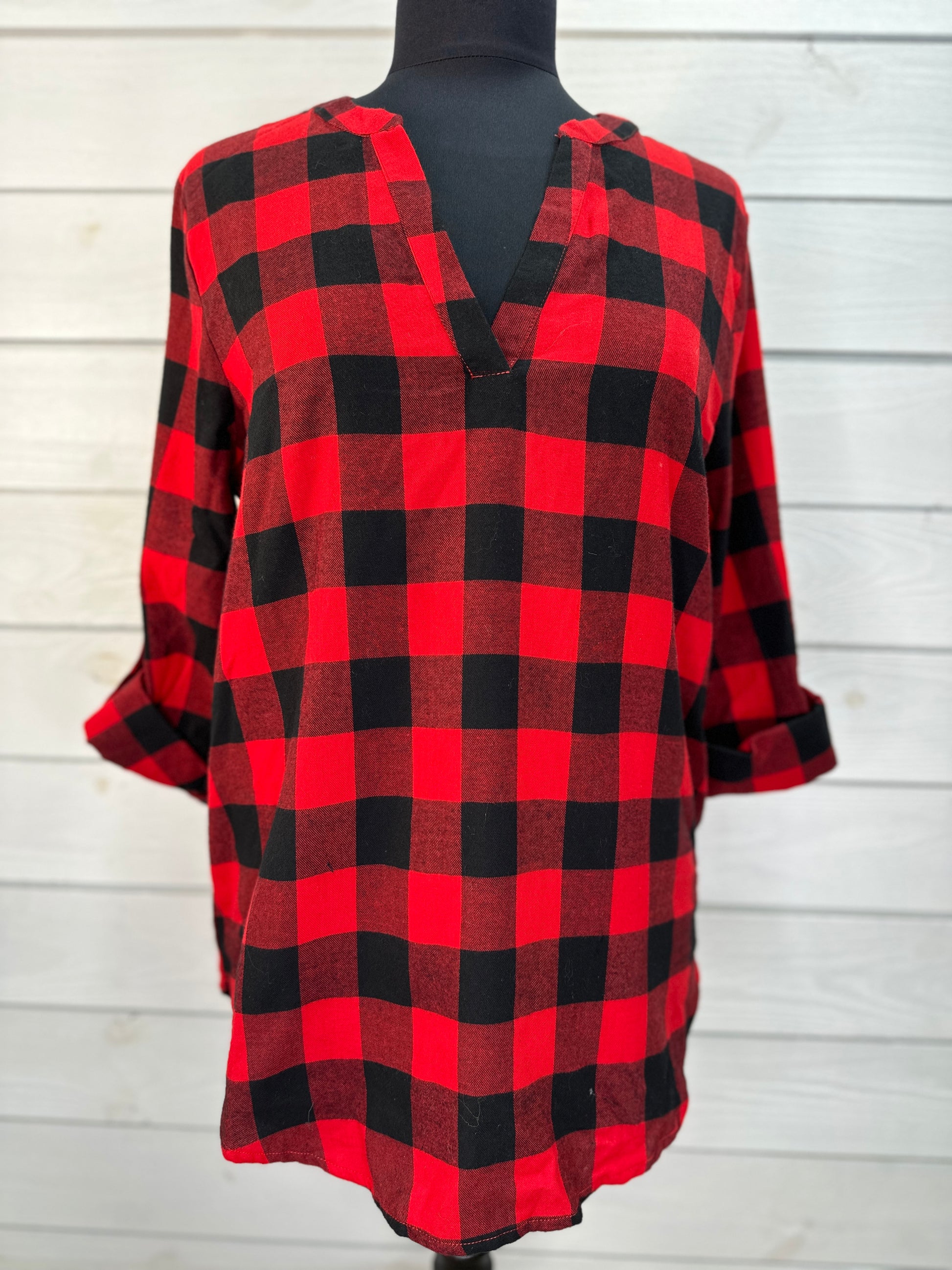 Charlie Paige Black/Red Buffalo Plaid Rolled Sleeve Top