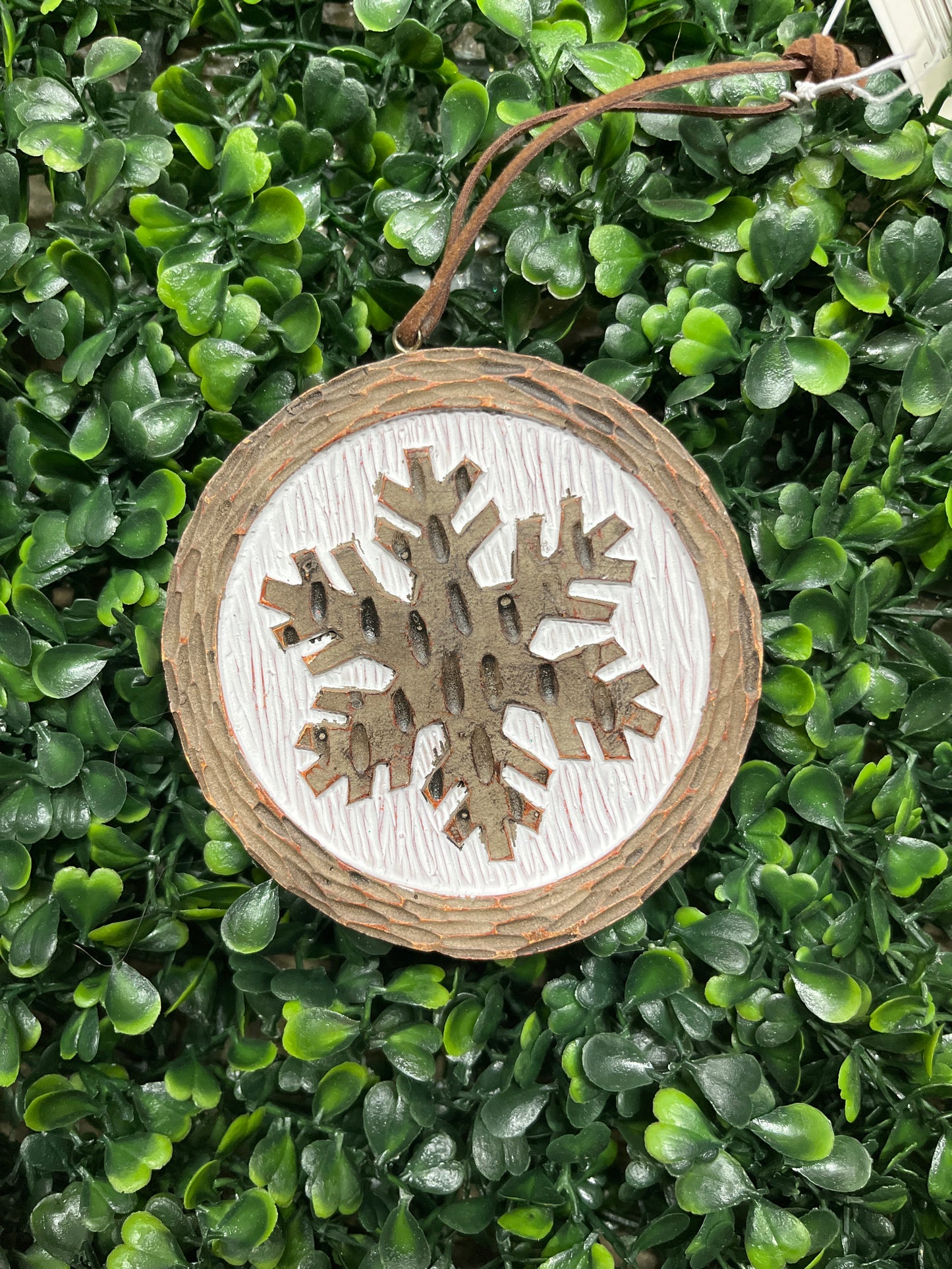 Round Resin Woodsy Ornament