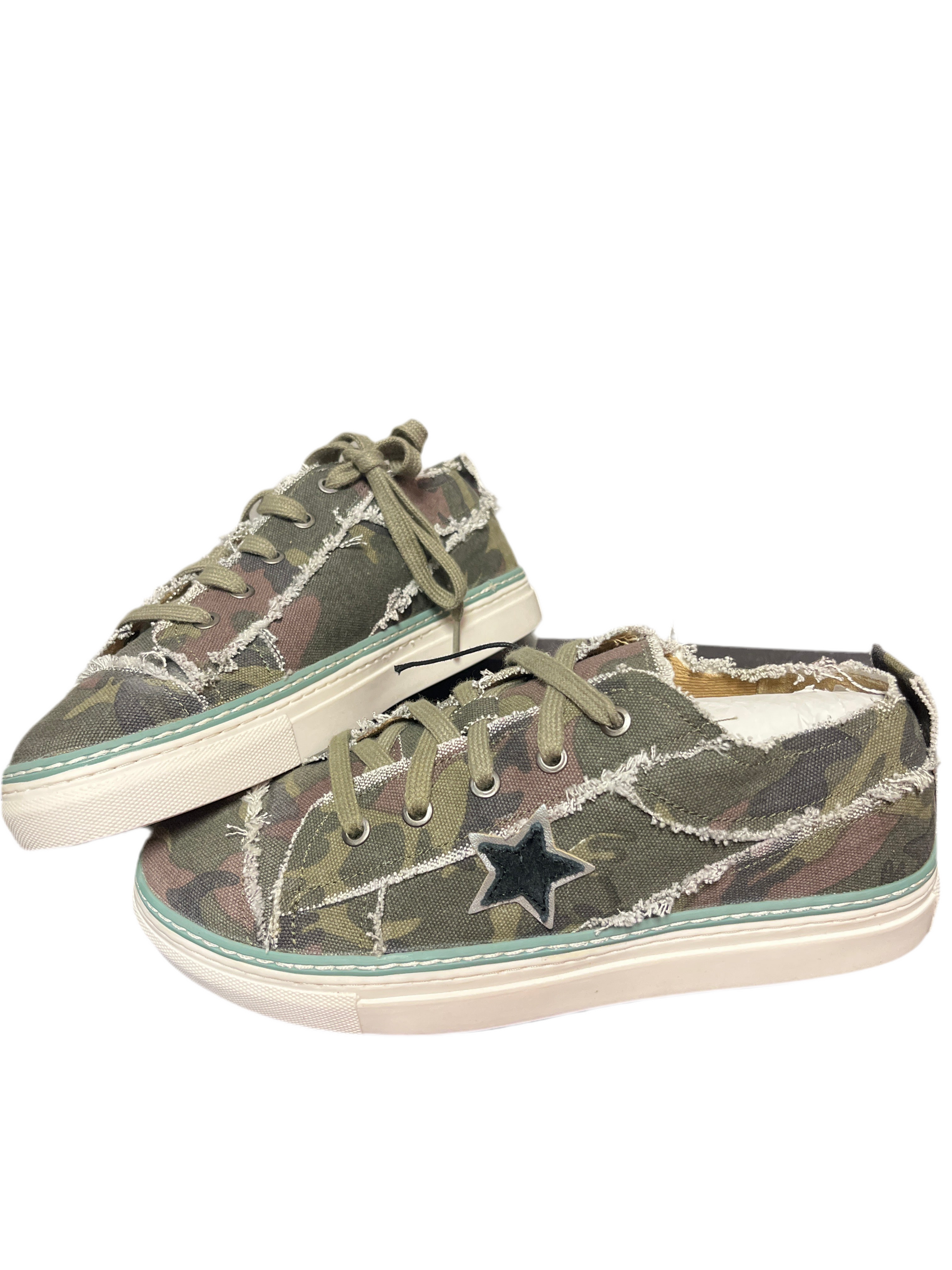 Myra Aeory Camo Sneakers