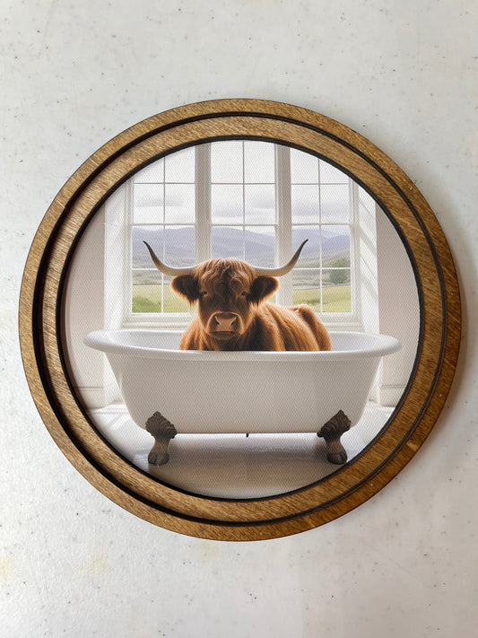 8" Round Highland White Tub Art