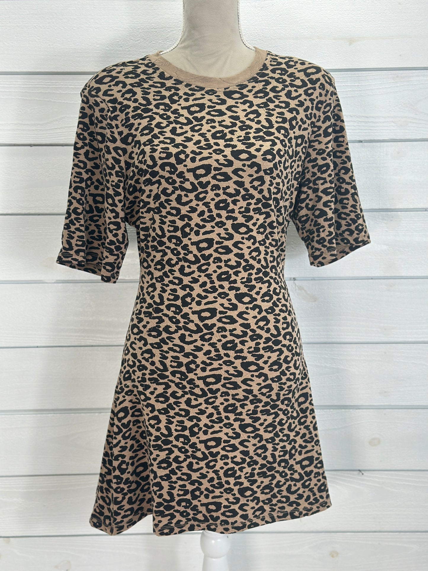 Leopard Form Fitted Dress
