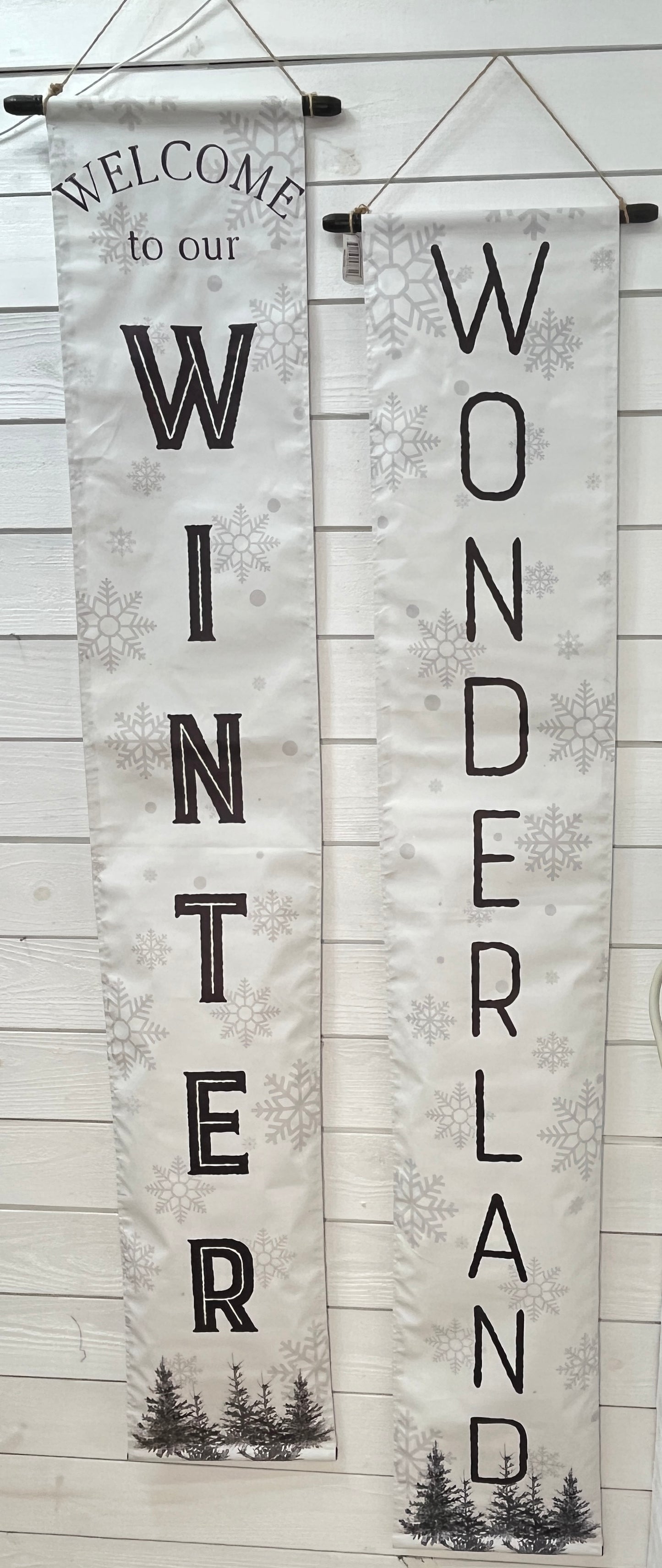 Grey/White Winter Wonderland Set 2 Canvas Banner